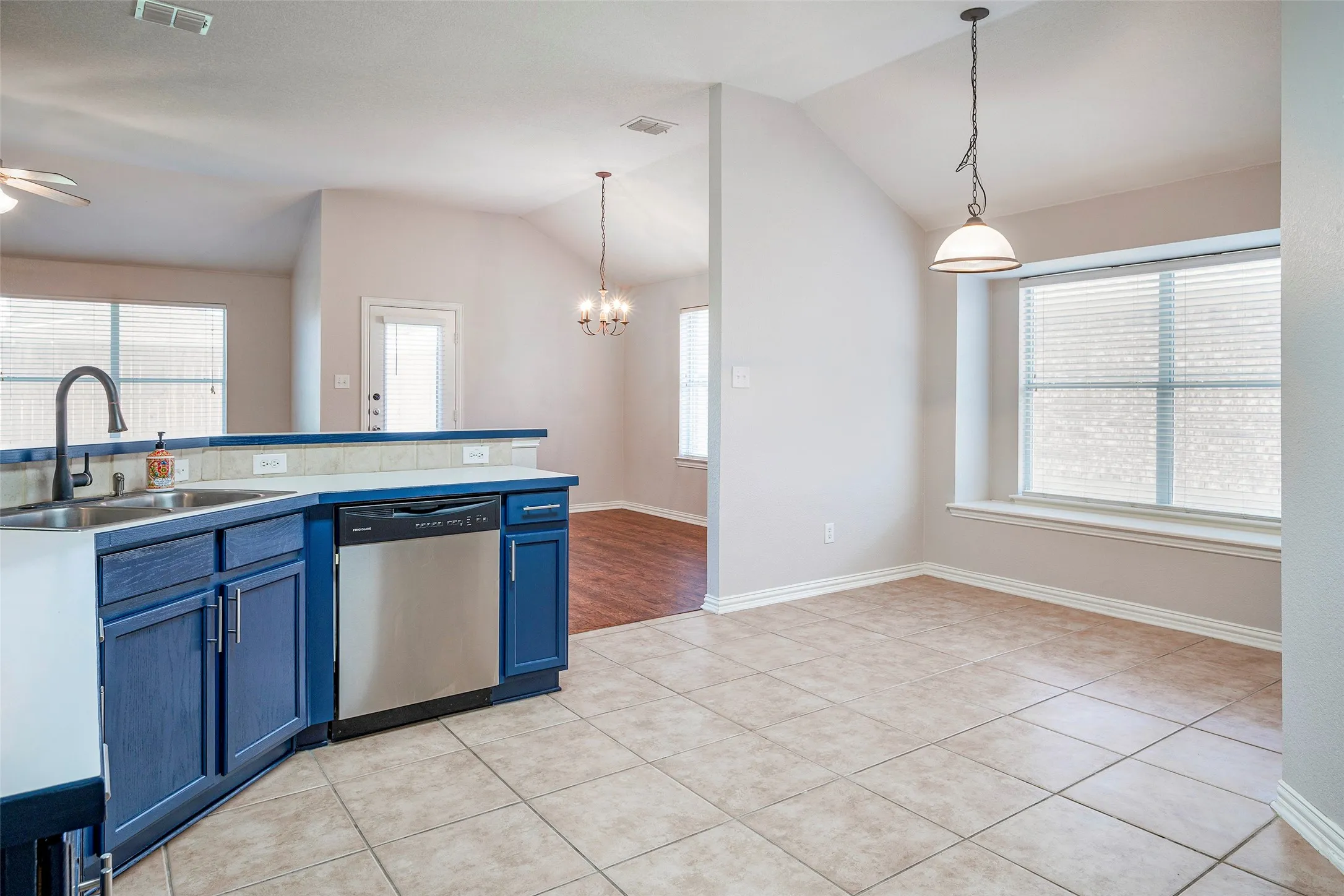 Single Family Residence For Rent in Denton County , 2728 Enchanted Eve Drive, Little Elm, Texas 75068, 4 Bedroom, 2 Bathroom, 2 Garage spaces, 1,980 Sqft, built in 2005, mls#21401502, Real Estate Agent in Little Elm, Homes For Rent in Denton county, Homes For Rent in Little Elm, Realtor in Little Elm Texas, Real Estate Brokerage Independent Realty Texas, Luminita Cordes Realtor