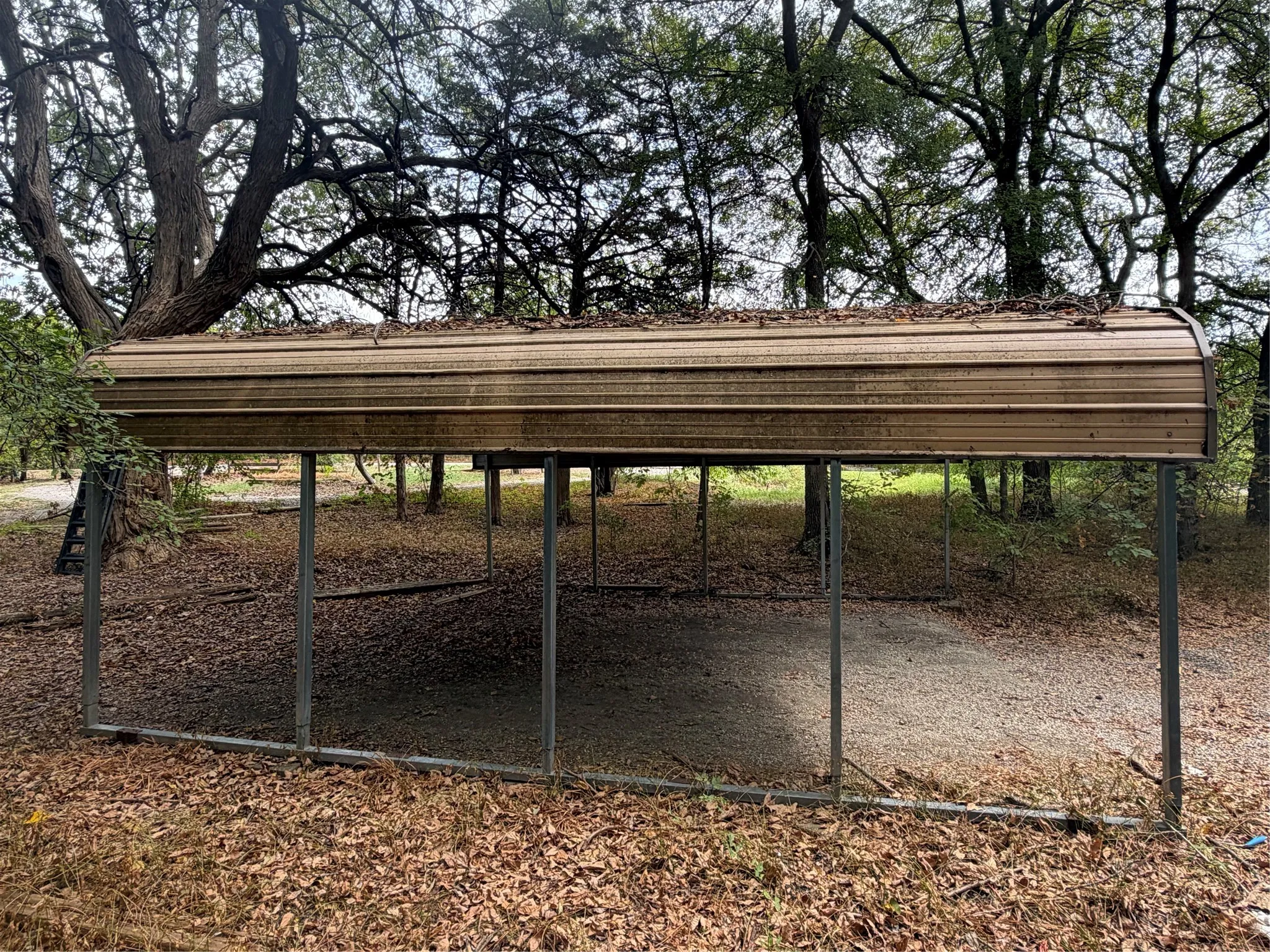 Single Family Residence For Sale in Grayson County , 129 Old Ida Road, Sherman, Texas 75090, 5 Bedroom, 2 Bathroom, Garage spaces, 2,436 Sqft, built in 1984, mls#21401147, Real Estate Agent in Sherman, Homes For Sale in Grayson county, Homes For Sale in Sherman, Realtor in Sherman Texas, Real Estate Brokerage Independent Realty Texas, Luminita Cordes Realtor