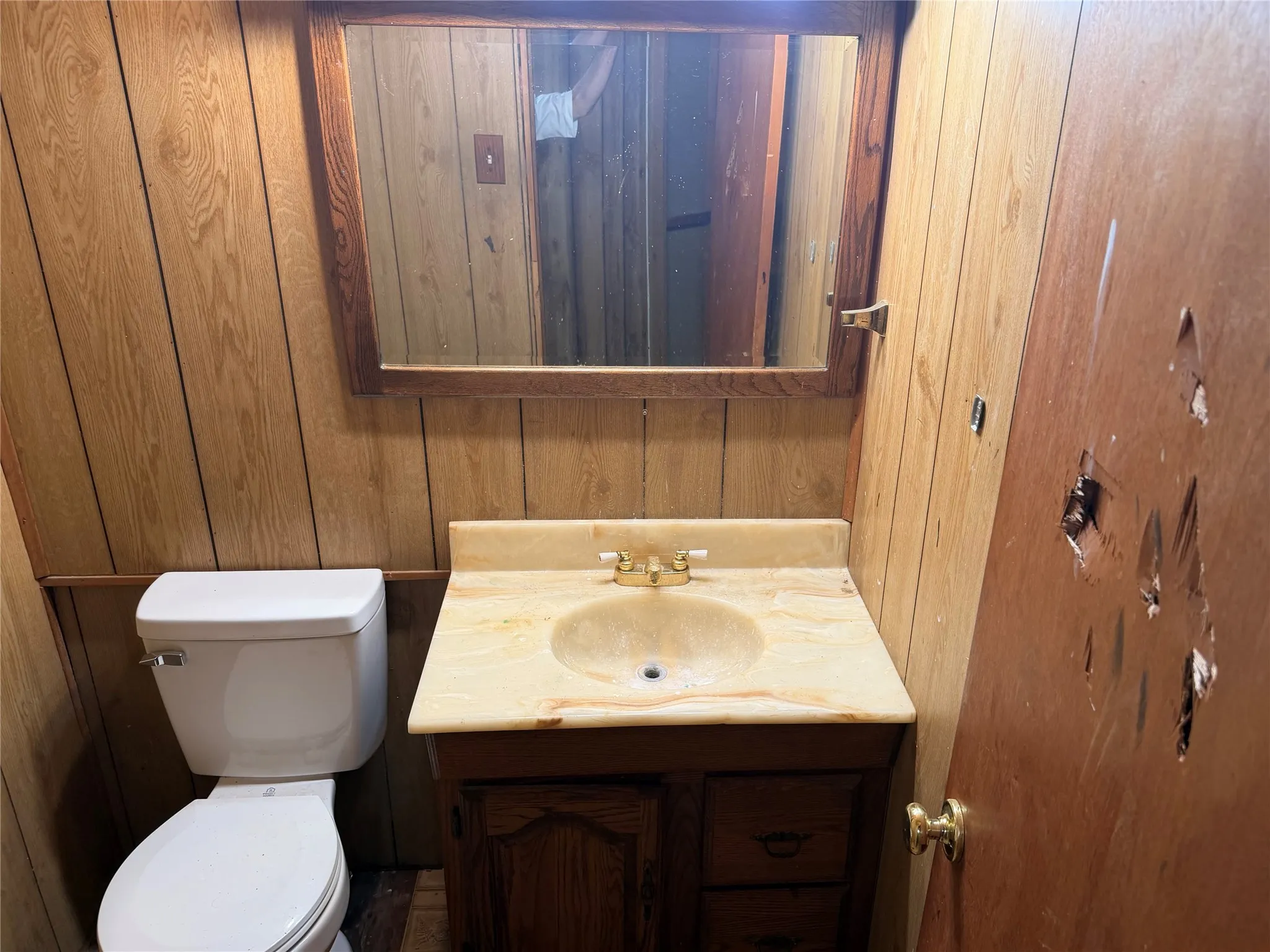 Single Family Residence For Sale in Grayson County , 129 Old Ida Road, Sherman, Texas 75090, 5 Bedroom, 2 Bathroom, Garage spaces, 2,436 Sqft, built in 1984, mls#21401147, Real Estate Agent in Sherman, Homes For Sale in Grayson county, Homes For Sale in Sherman, Realtor in Sherman Texas, Real Estate Brokerage Independent Realty Texas, Luminita Cordes Realtor