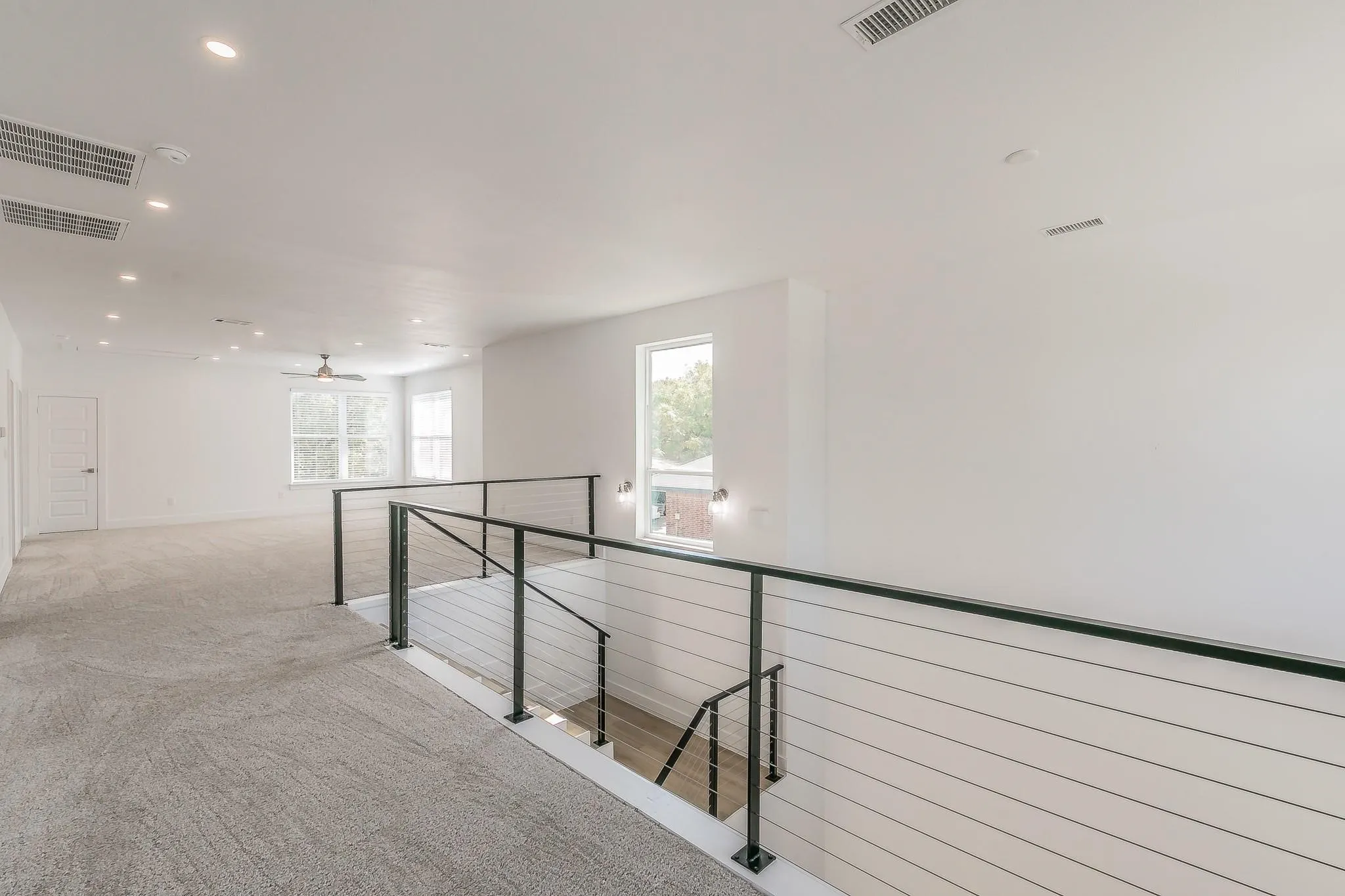 Single Family Residence For Sale in Dallas County , 3908 Vilbig Road, Dallas, Texas 75212, 4 Bedroom, 4 Bathroom, 1 Garage spaces, 3,061 Sqft, built in 2022, mls#21401533, Real Estate Agent in Dallas, Homes For Sale in Dallas county, Homes For Sale in Dallas, Realtor in Dallas Texas, Real Estate Brokerage Independent Realty Texas, Luminita Cordes Realtor
