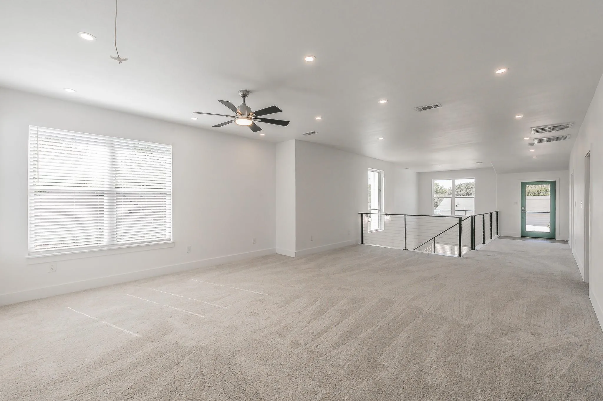 Single Family Residence For Sale in Dallas County , 3908 Vilbig Road, Dallas, Texas 75212, 4 Bedroom, 4 Bathroom, 1 Garage spaces, 3,061 Sqft, built in 2022, mls#21401533, Real Estate Agent in Dallas, Homes For Sale in Dallas county, Homes For Sale in Dallas, Realtor in Dallas Texas, Real Estate Brokerage Independent Realty Texas, Luminita Cordes Realtor