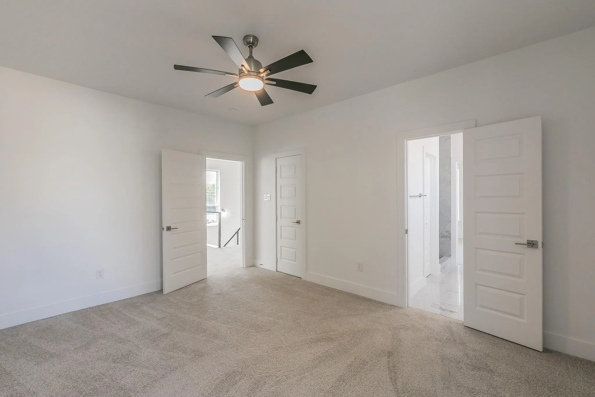 Single Family Residence For Sale in Dallas County , 3908 Vilbig Road, Dallas, Texas 75212, 4 Bedroom, 4 Bathroom, 1 Garage spaces, 3,061 Sqft, built in 2022, mls#21401533, Real Estate Agent in Dallas, Homes For Sale in Dallas county, Homes For Sale in Dallas, Realtor in Dallas Texas, Real Estate Brokerage Independent Realty Texas, Luminita Cordes Realtor