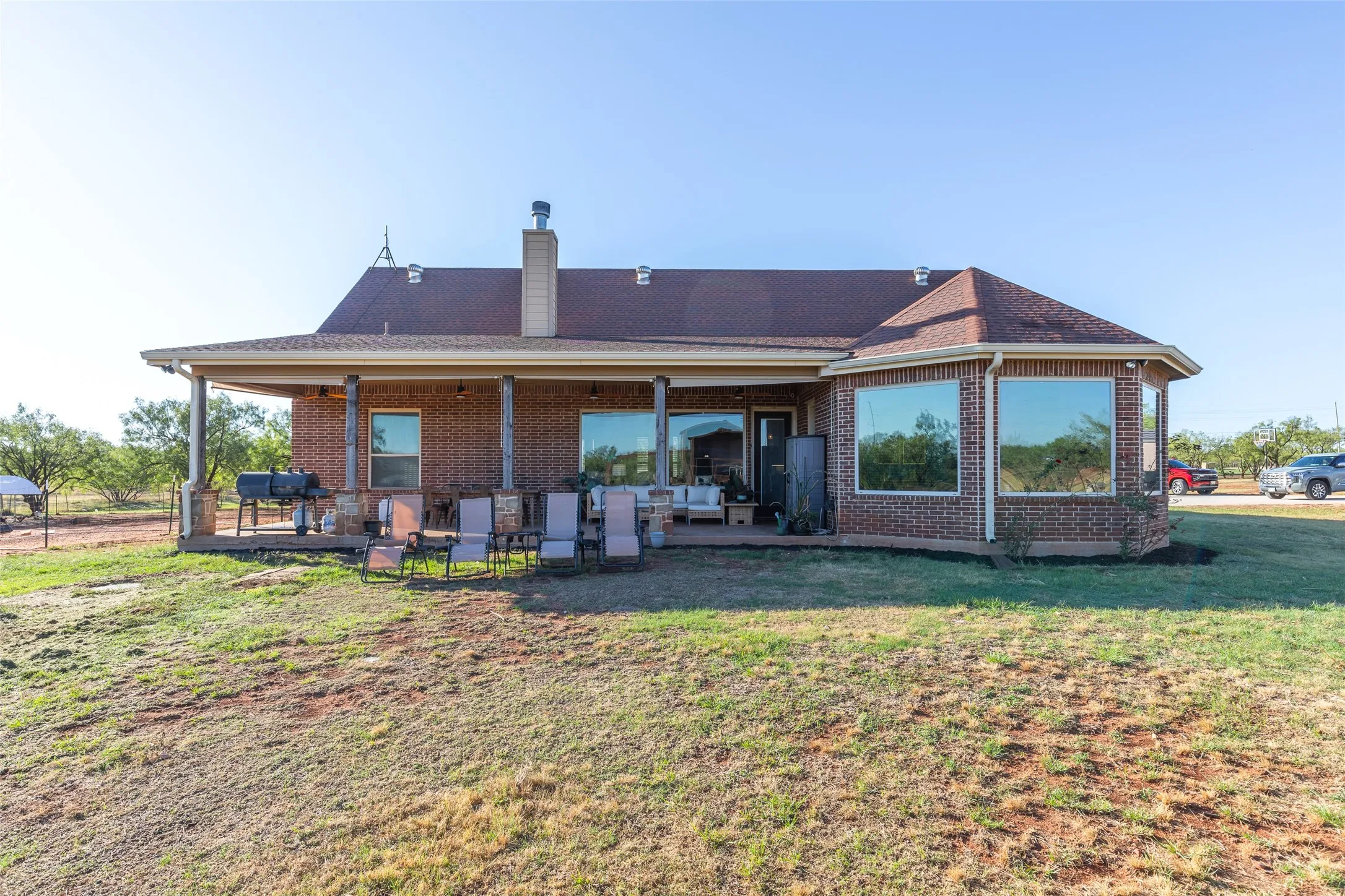 Single Family Residence For Sale in Taylor County , 7642 Spinks Road, Abilene, Texas 79603, 3 Bedroom, 2 Bathroom, 2 Garage spaces, 2,059 Sqft, built in 2008, mls#21401146, Real Estate Agent in Abilene, Homes For Sale in Taylor county, Homes For Sale in Abilene, Realtor in Abilene Texas, Real Estate Brokerage Independent Realty Texas, Luminita Cordes Realtor