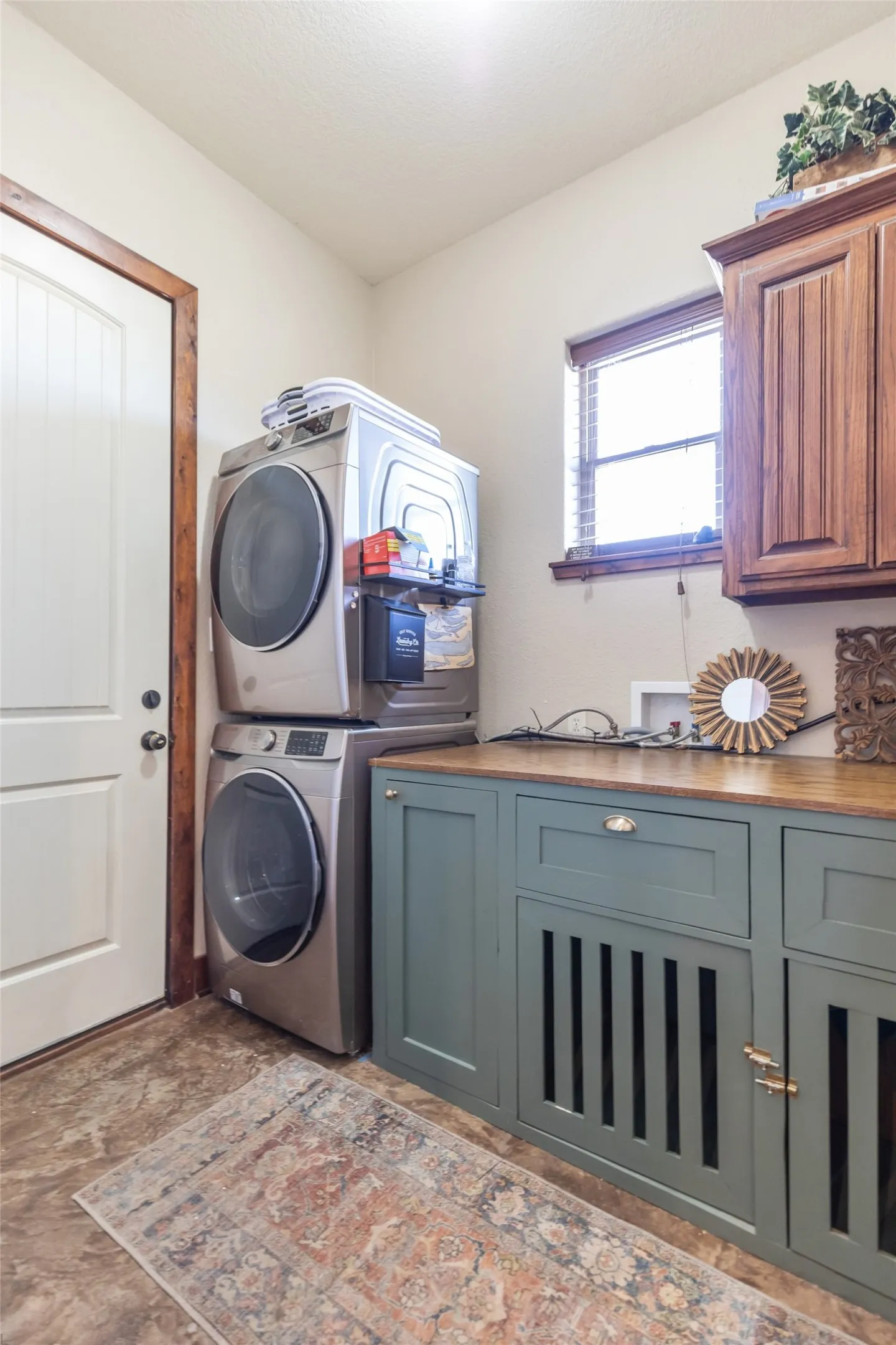 Single Family Residence For Sale in Taylor County , 7642 Spinks Road, Abilene, Texas 79603, 3 Bedroom, 2 Bathroom, 2 Garage spaces, 2,059 Sqft, built in 2008, mls#21401146, Real Estate Agent in Abilene, Homes For Sale in Taylor county, Homes For Sale in Abilene, Realtor in Abilene Texas, Real Estate Brokerage Independent Realty Texas, Luminita Cordes Realtor