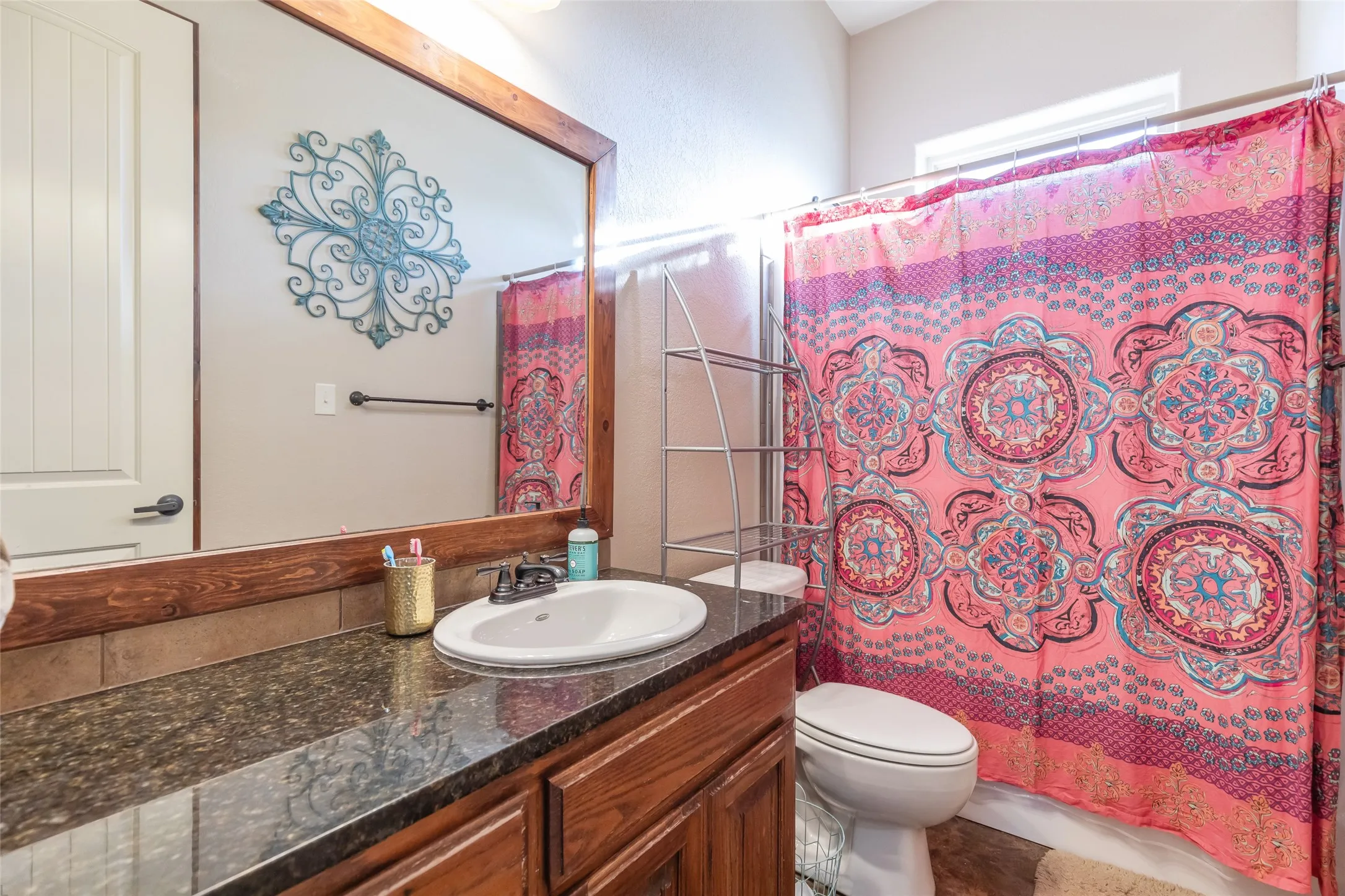 Single Family Residence For Sale in Taylor County , 7642 Spinks Road, Abilene, Texas 79603, 3 Bedroom, 2 Bathroom, 2 Garage spaces, 2,059 Sqft, built in 2008, mls#21401146, Real Estate Agent in Abilene, Homes For Sale in Taylor county, Homes For Sale in Abilene, Realtor in Abilene Texas, Real Estate Brokerage Independent Realty Texas, Luminita Cordes Realtor