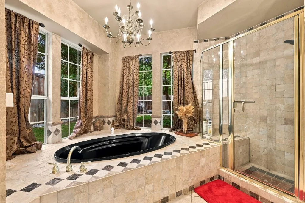 Single Family Residence For Sale in Collin County , 7420 Casper Drive, Plano, Texas 75025, 6 Bedroom, 4 Bathroom, 2 Garage spaces, 3,558 Sqft, built in 1992, mls#21401263, Real Estate Agent in Plano, Homes For Sale in Collin county, Homes For Sale in Plano, Realtor in Plano Texas, Real Estate Brokerage Independent Realty Texas, Luminita Cordes Realtor