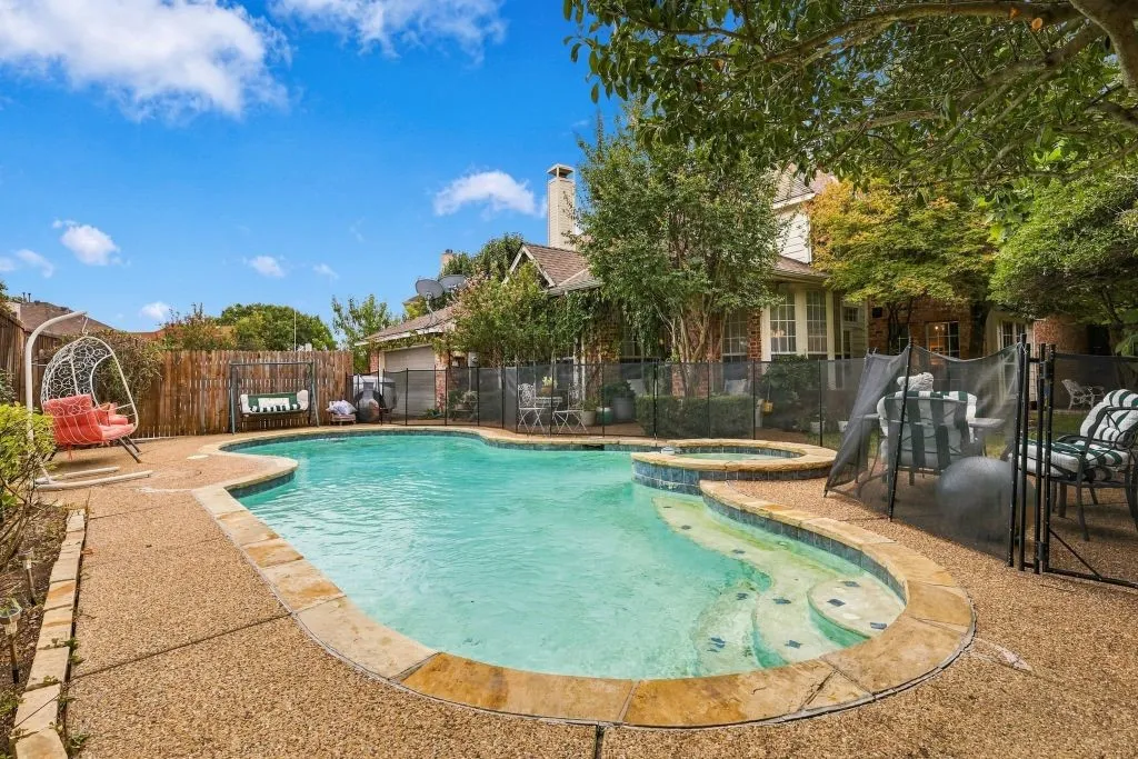 Single Family Residence For Sale in Collin County , 7420 Casper Drive, Plano, Texas 75025, 6 Bedroom, 4 Bathroom, 2 Garage spaces, 3,558 Sqft, built in 1992, mls#21401263, Real Estate Agent in Plano, Homes For Sale in Collin county, Homes For Sale in Plano, Realtor in Plano Texas, Real Estate Brokerage Independent Realty Texas, Luminita Cordes Realtor