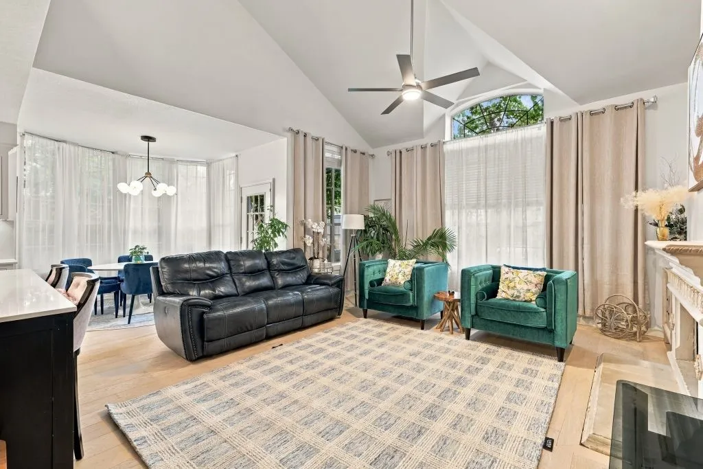 Single Family Residence For Sale in Collin County , 7420 Casper Drive, Plano, Texas 75025, 6 Bedroom, 4 Bathroom, 2 Garage spaces, 3,558 Sqft, built in 1992, mls#21401263, Real Estate Agent in Plano, Homes For Sale in Collin county, Homes For Sale in Plano, Realtor in Plano Texas, Real Estate Brokerage Independent Realty Texas, Luminita Cordes Realtor