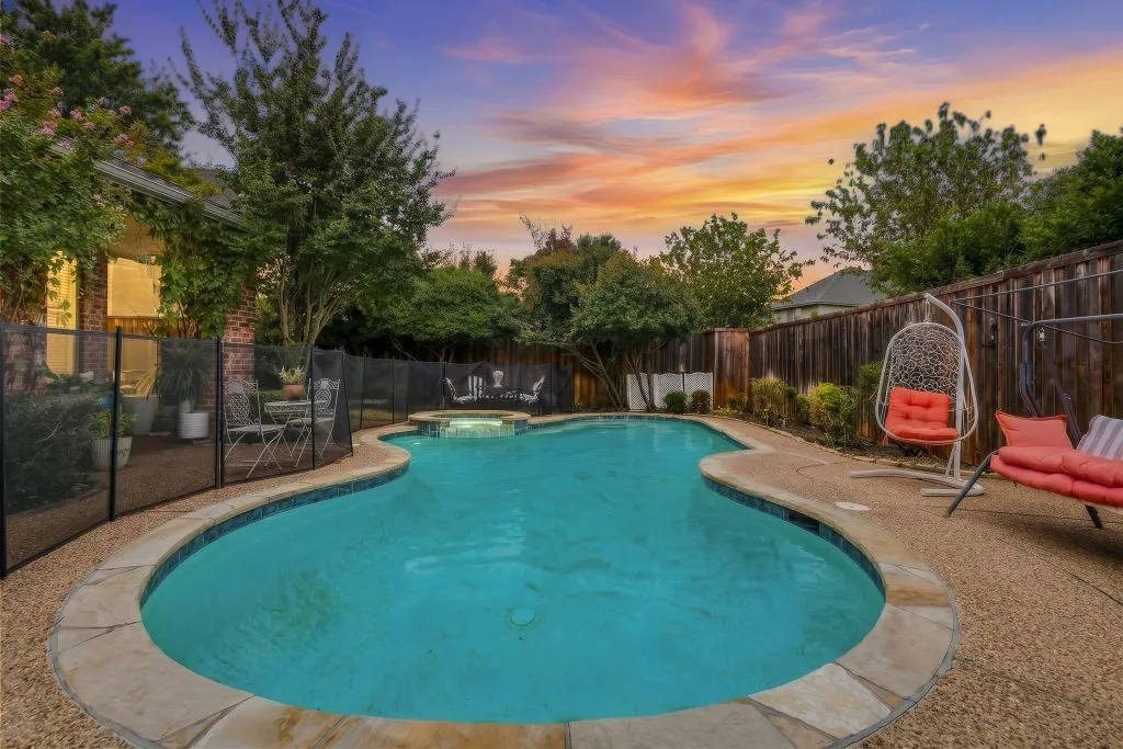 Single Family Residence For Sale in Collin County , 7420 Casper Drive, Plano, Texas 75025, 6 Bedroom, 4 Bathroom, 2 Garage spaces, 3,558 Sqft, built in 1992, mls#21401263, Real Estate Agent in Plano, Homes For Sale in Collin county, Homes For Sale in Plano, Realtor in Plano Texas, Real Estate Brokerage Independent Realty Texas, Luminita Cordes Realtor
