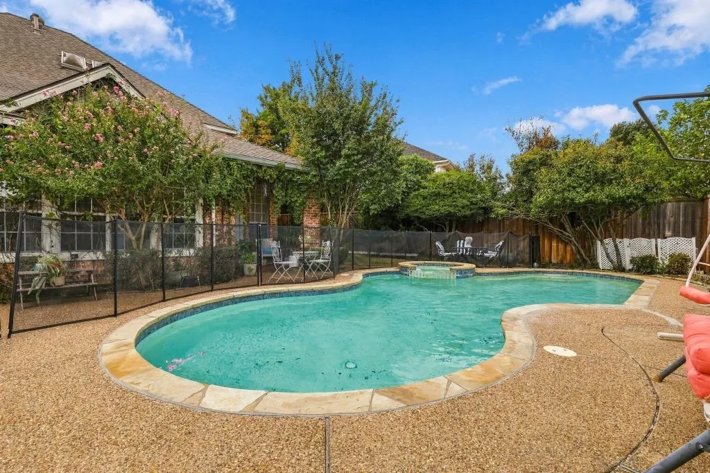 Single Family Residence For Sale in Collin County , 7420 Casper Drive, Plano, Texas 75025, 6 Bedroom, 4 Bathroom, 2 Garage spaces, 3,558 Sqft, built in 1992, mls#21401263, Real Estate Agent in Plano, Homes For Sale in Collin county, Homes For Sale in Plano, Realtor in Plano Texas, Real Estate Brokerage Independent Realty Texas, Luminita Cordes Realtor