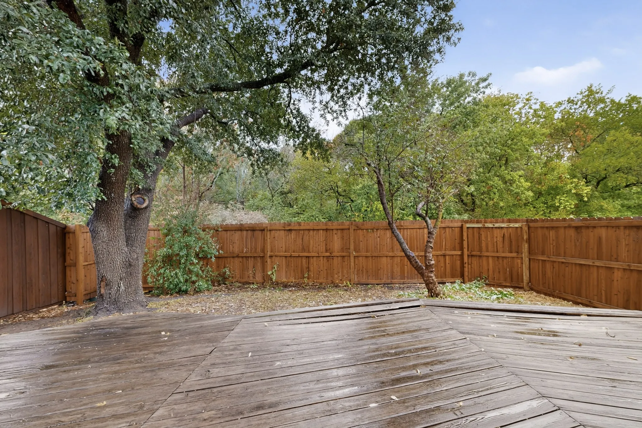 Single Family Residence For Sale in Dallas County , 1239 Rivercrest Drive, Mesquite, Texas 75181, 4 Bedroom, 2 Bathroom, 2 Garage spaces, 2,255 Sqft, built in 1996, mls#21401540, Real Estate Agent in Mesquite, Homes For Sale in Dallas county, Homes For Sale in Mesquite, Realtor in Mesquite Texas, Real Estate Brokerage Independent Realty Texas, Luminita Cordes Realtor
