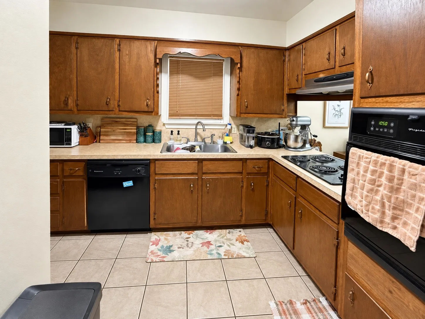 Duplex For Sale in Mc Lennan County , 603 N Rita Street, Lacy Lakeview, Texas 76705, 2 Bedroom, 2 Bathroom, Garage spaces, 0 Sqft, built in 1960, mls#21395928, Real Estate Agent in Lacy Lakeview, Homes For Sale in Mc Lennan county, Homes For Sale in Lacy Lakeview, Realtor in Lacy Lakeview Texas, Real Estate Brokerage Independent Realty Texas, Luminita Cordes Realtor