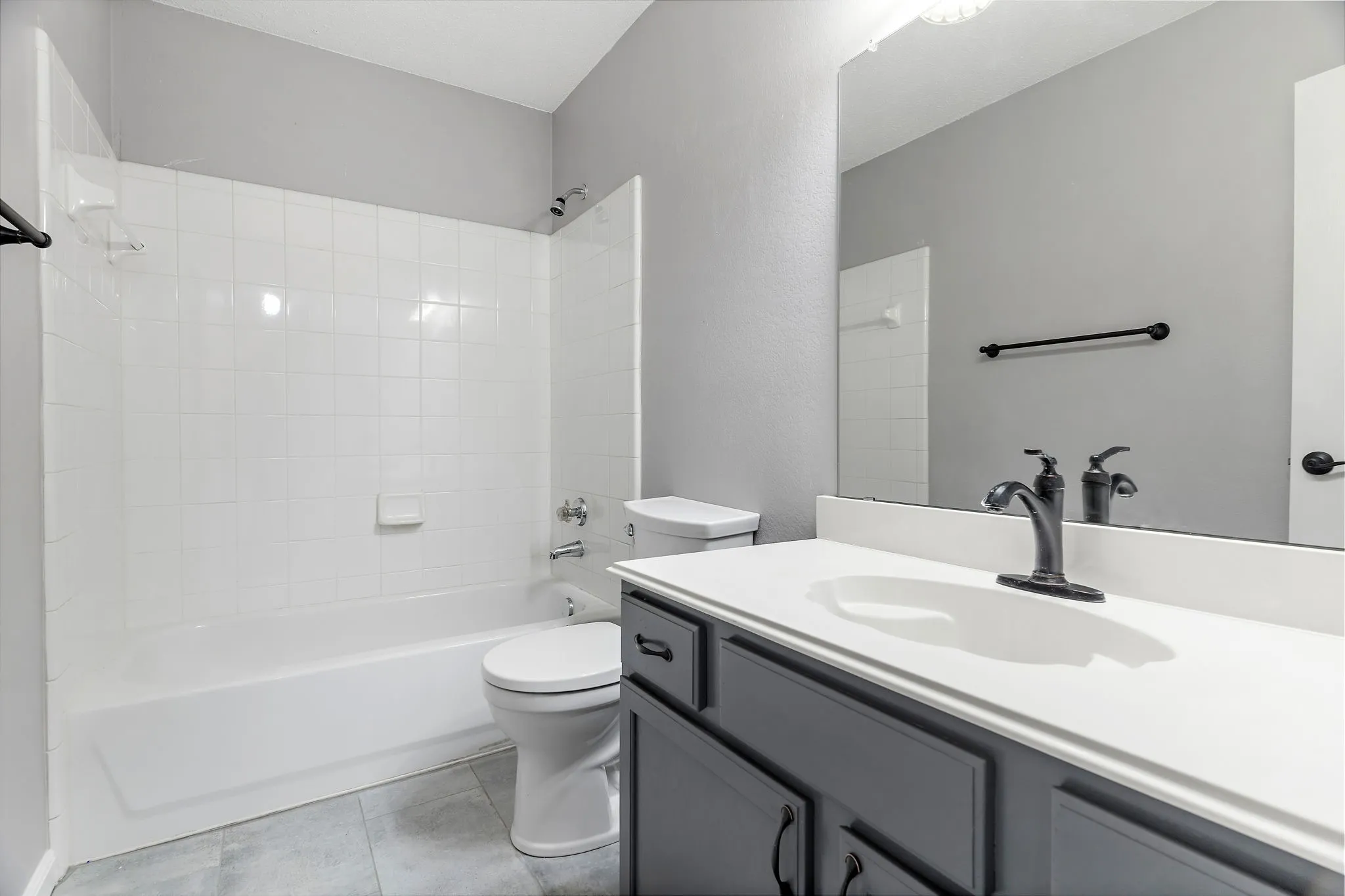 Single Family Residence For Sale in Collin County , 1000 Desperado Drive, Murphy, Texas 75094, 3 Bedroom, 3 Bathroom, 2 Garage spaces, 2,674 Sqft, built in 2001, mls#21400444, Real Estate Agent in Murphy, Homes For Sale in Collin county, Homes For Sale in Murphy, Realtor in Murphy Texas, Real Estate Brokerage Independent Realty Texas, Luminita Cordes Realtor