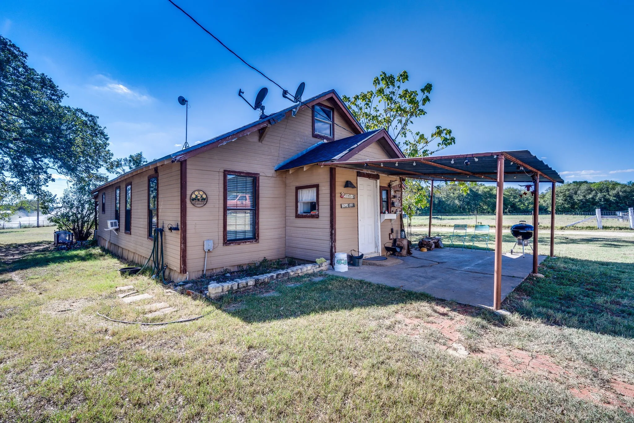 Single Family Residence For Sale in Hill County , 613 Hcr 1305, Hillsboro, Texas 76645, 2 Bedroom, 2 Bathroom, Garage spaces, 1,420 Sqft, built in 0, mls#21394705, Real Estate Agent in Hillsboro, Homes For Sale in Hill county, Homes For Sale in Hillsboro, Realtor in Hillsboro Texas, Real Estate Brokerage Independent Realty Texas, Luminita Cordes Realtor