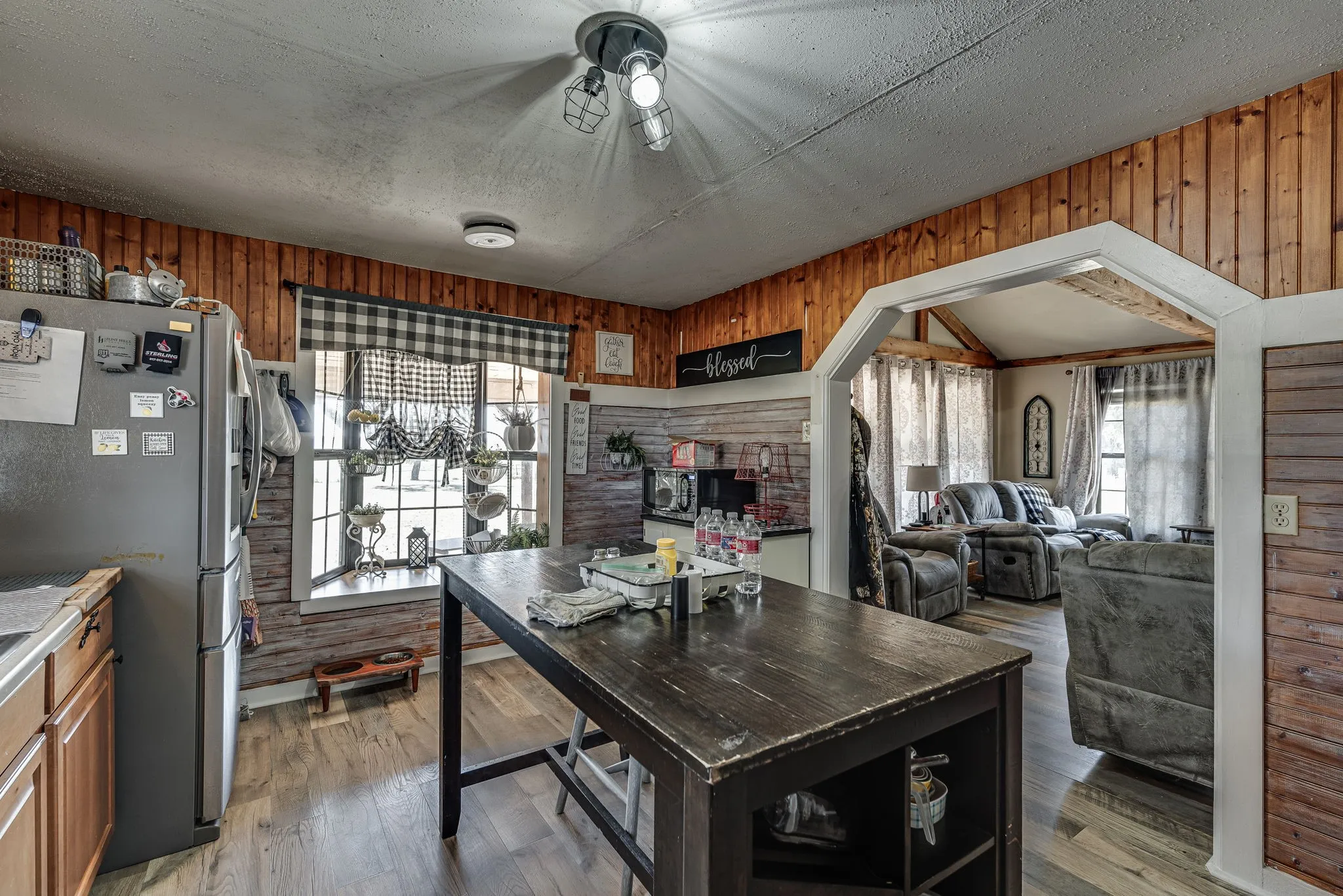 Single Family Residence For Sale in Hill County , 613 Hcr 1305, Hillsboro, Texas 76645, 2 Bedroom, 2 Bathroom, Garage spaces, 1,420 Sqft, built in 0, mls#21394705, Real Estate Agent in Hillsboro, Homes For Sale in Hill county, Homes For Sale in Hillsboro, Realtor in Hillsboro Texas, Real Estate Brokerage Independent Realty Texas, Luminita Cordes Realtor
