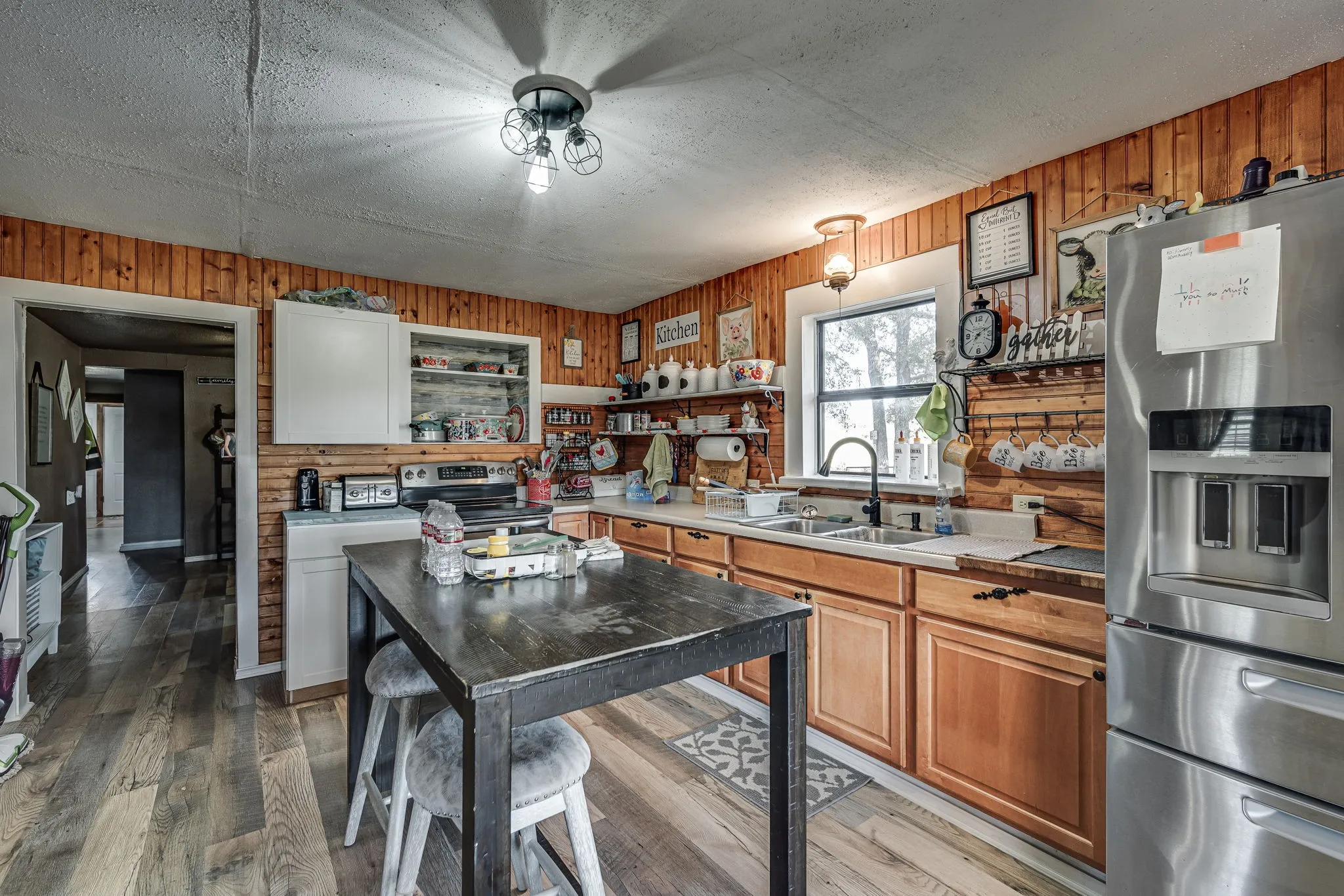 Single Family Residence For Sale in Hill County , 613 Hcr 1305, Hillsboro, Texas 76645, 2 Bedroom, 2 Bathroom, Garage spaces, 1,420 Sqft, built in 0, mls#21394705, Real Estate Agent in Hillsboro, Homes For Sale in Hill county, Homes For Sale in Hillsboro, Realtor in Hillsboro Texas, Real Estate Brokerage Independent Realty Texas, Luminita Cordes Realtor