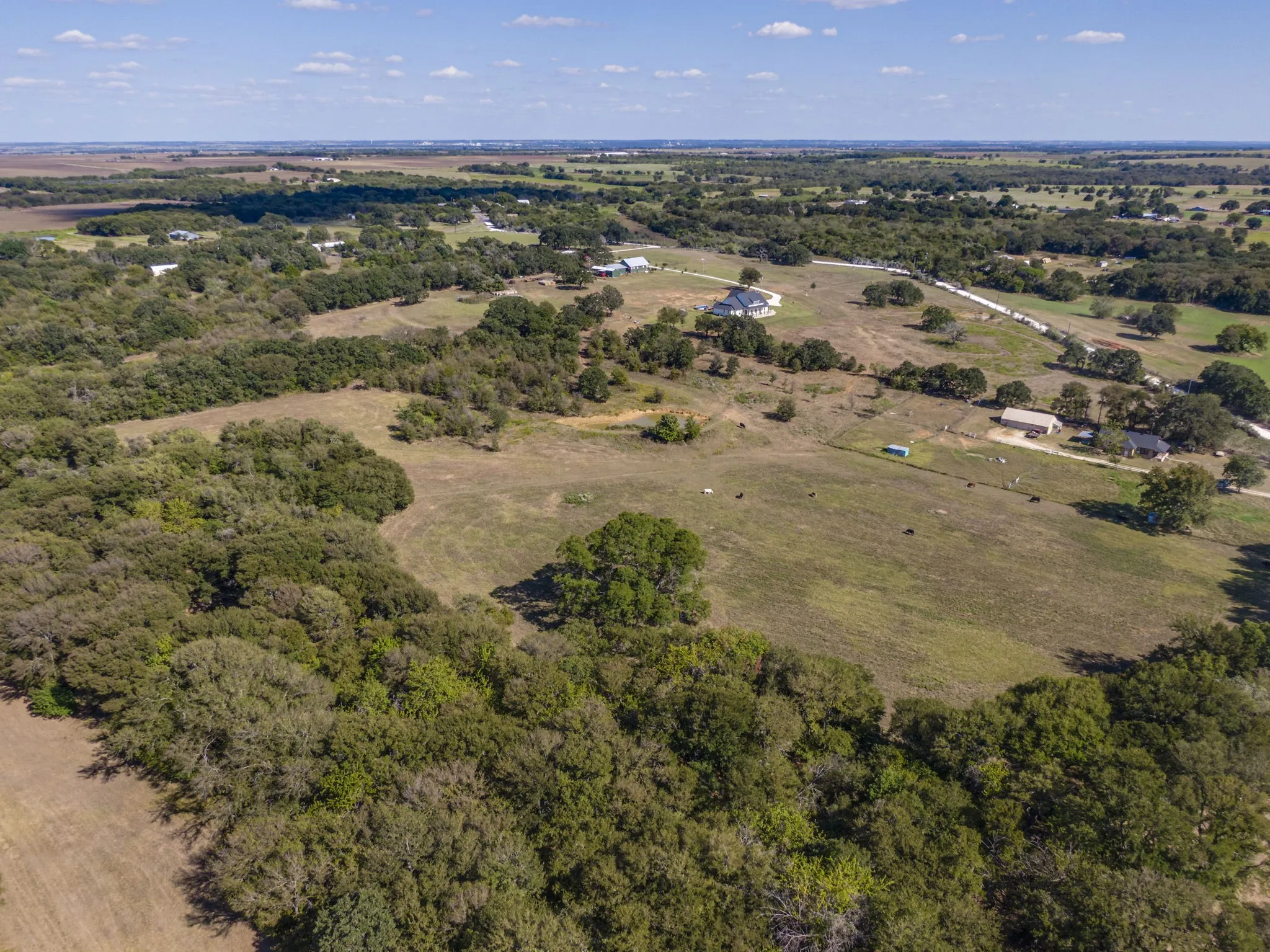 Single Family Residence For Sale in Hill County , 613 Hcr 1305, Hillsboro, Texas 76645, 2 Bedroom, 2 Bathroom, Garage spaces, 1,420 Sqft, built in 0, mls#21394705, Real Estate Agent in Hillsboro, Homes For Sale in Hill county, Homes For Sale in Hillsboro, Realtor in Hillsboro Texas, Real Estate Brokerage Independent Realty Texas, Luminita Cordes Realtor