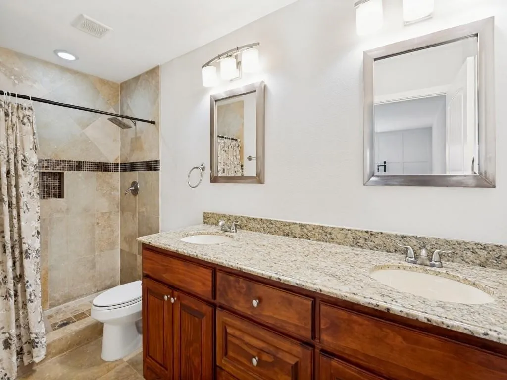Single Family Residence For Sale in Denton County , 4433 Larner Street, The Colony, Texas 75056, 3 Bedroom, 2 Bathroom, 2 Garage spaces, 1,748 Sqft, built in 1983, mls#21401537, Real Estate Agent in The Colony, Homes For Sale in Denton county, Homes For Sale in The Colony, Realtor in The Colony Texas, Real Estate Brokerage Independent Realty Texas, Luminita Cordes Realtor