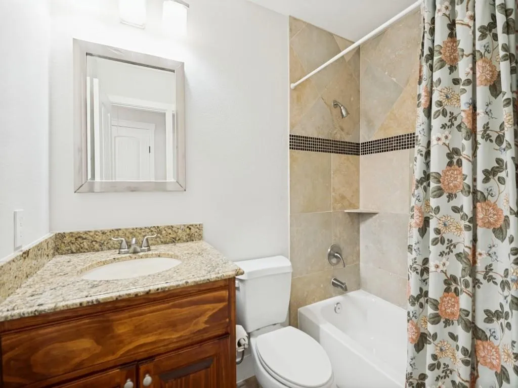 Single Family Residence For Sale in Denton County , 4433 Larner Street, The Colony, Texas 75056, 3 Bedroom, 2 Bathroom, 2 Garage spaces, 1,748 Sqft, built in 1983, mls#21401537, Real Estate Agent in The Colony, Homes For Sale in Denton county, Homes For Sale in The Colony, Realtor in The Colony Texas, Real Estate Brokerage Independent Realty Texas, Luminita Cordes Realtor