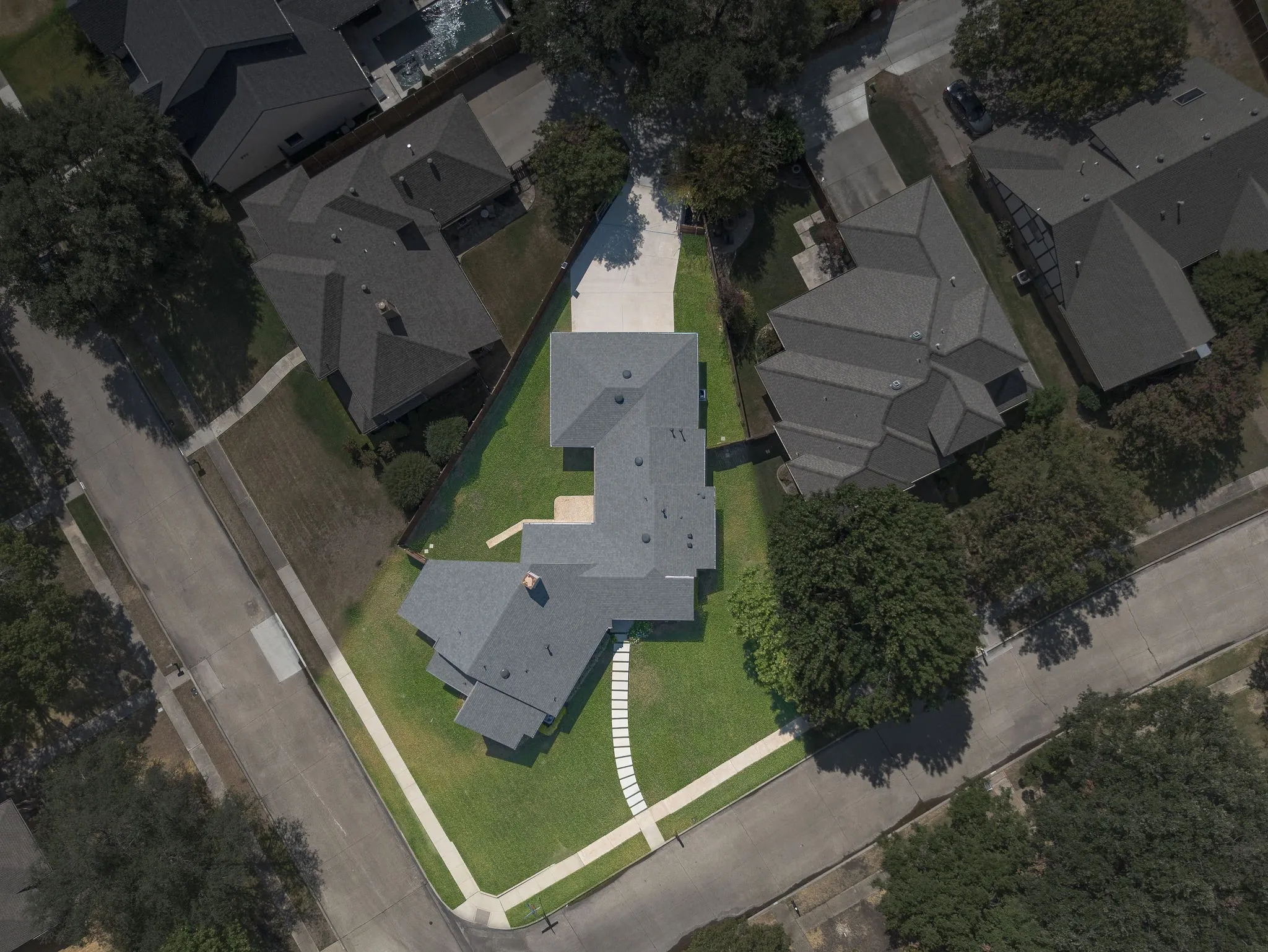Single Family Residence For Sale in Collin County , 1109 Mill Springs, Richardson, Texas 75080, 3 Bedroom, 3 Bathroom, 3 Garage spaces, 2,333 Sqft, built in 1978, mls#21400610, Real Estate Agent in Richardson, Homes For Sale in Collin county, Homes For Sale in Richardson, Realtor in Richardson Texas, Real Estate Brokerage Independent Realty Texas, Luminita Cordes Realtor
