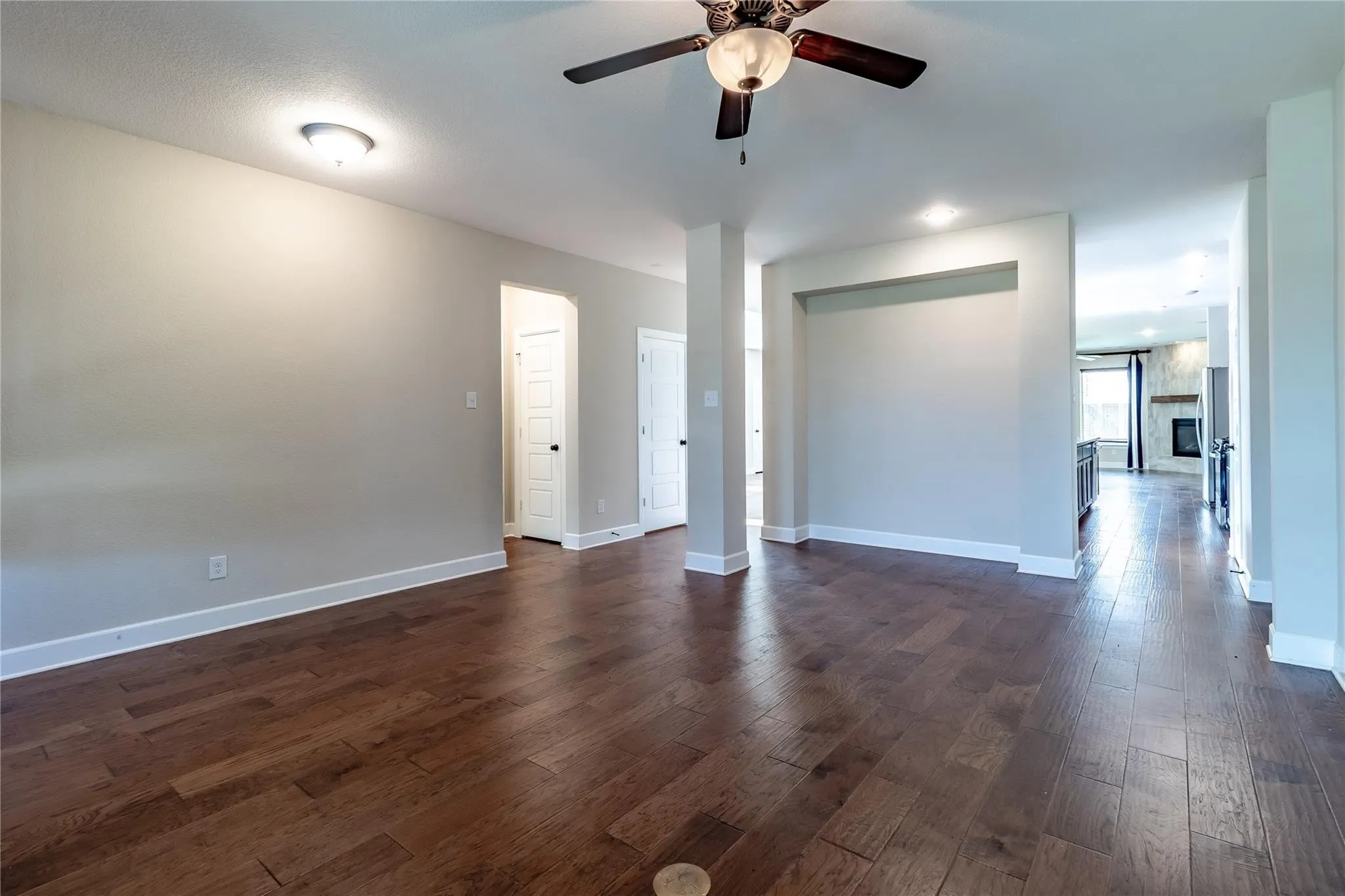 Single Family Residence For Rent in Kaufman County , 1609 Cedar Crest Drive, Forney, Texas 75126, 4 Bedroom, 3 Bathroom, 2 Garage spaces, 3,239 Sqft, built in 2017, mls#21401445, Real Estate Agent in Forney, Homes For Rent in Kaufman county, Homes For Rent in Forney, Realtor in Forney Texas, Real Estate Brokerage Independent Realty Texas, Luminita Cordes Realtor