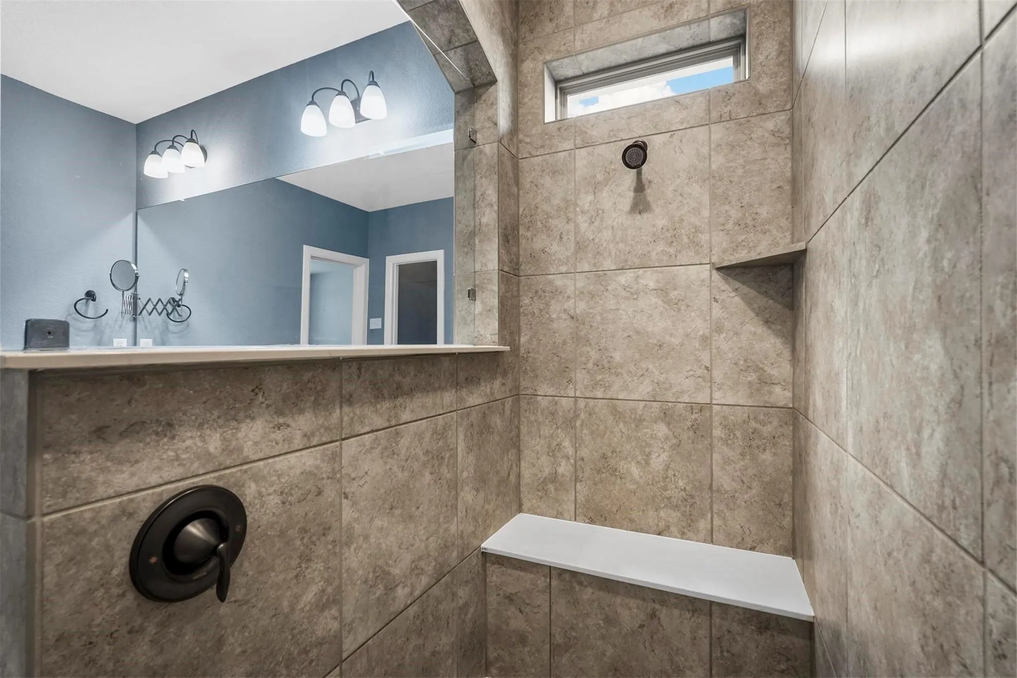 Single Family Residence For Rent in Kaufman County , 1609 Cedar Crest Drive, Forney, Texas 75126, 4 Bedroom, 3 Bathroom, 2 Garage spaces, 3,239 Sqft, built in 2017, mls#21401445, Real Estate Agent in Forney, Homes For Rent in Kaufman county, Homes For Rent in Forney, Realtor in Forney Texas, Real Estate Brokerage Independent Realty Texas, Luminita Cordes Realtor