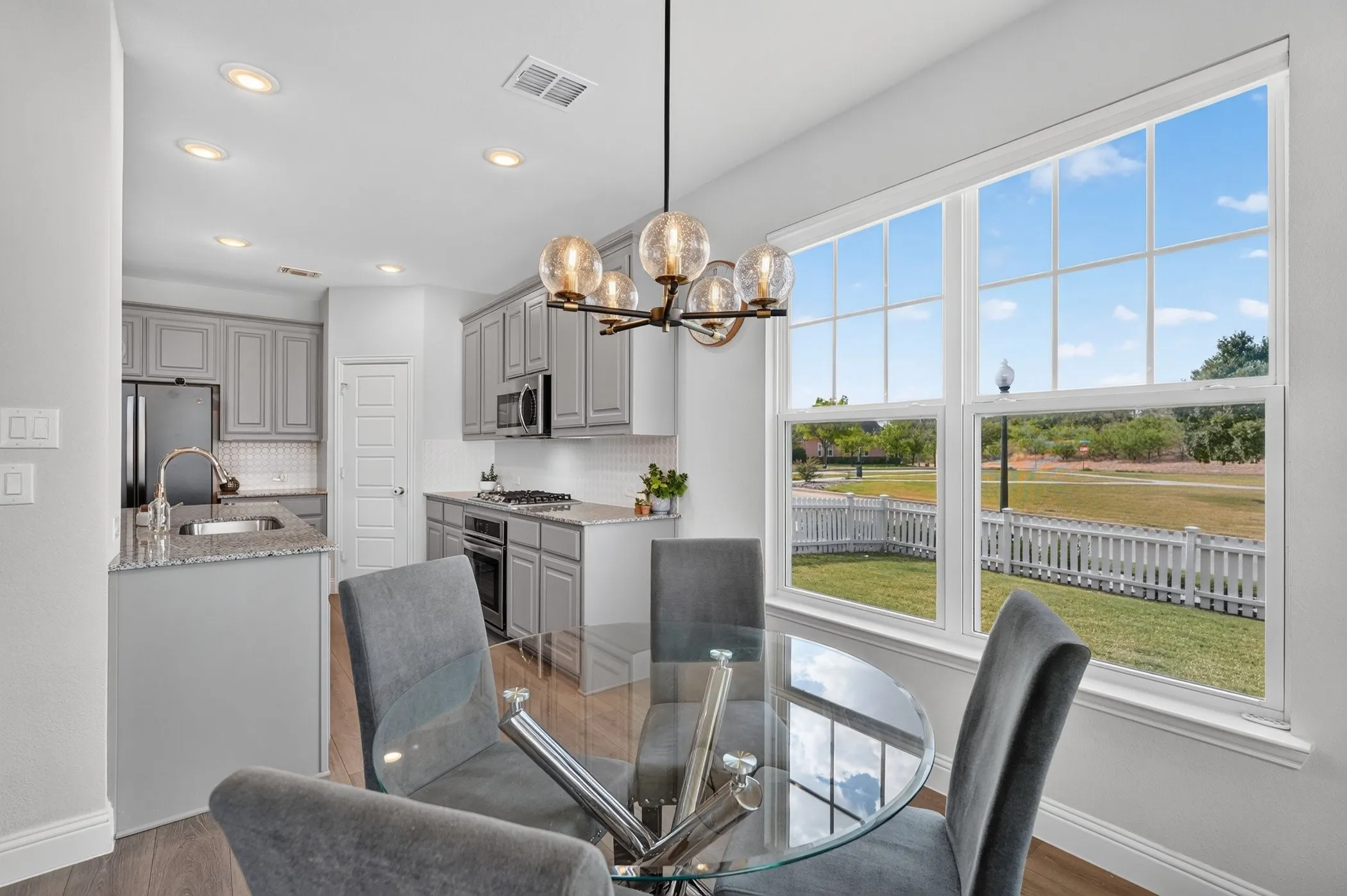 Single Family Residence For Sale in Dallas County , 3514 Patience Boulevard, Dallas, Texas 75236, 4 Bedroom, 4 Bathroom, 2 Garage spaces, 3,170 Sqft, built in 2021, mls#21401456, Real Estate Agent in Dallas, Homes For Sale in Dallas county, Homes For Sale in Dallas, Realtor in Dallas Texas, Real Estate Brokerage Independent Realty Texas, Luminita Cordes Realtor