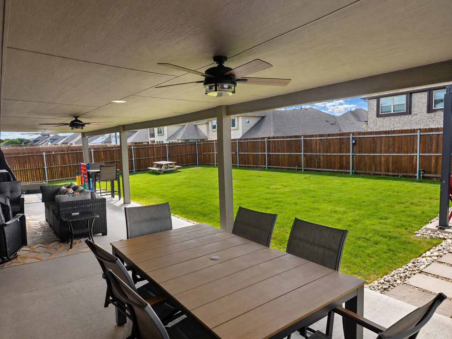 Single Family Residence For Sale in Ellis County , 129 Fire berry Drive, Glenn Heights, Texas 75154, 4 Bedroom, 2 Bathroom, 2 Garage spaces, 2,327 Sqft, built in 2023, mls#21400376, Real Estate Agent in Glenn Heights, Homes For Sale in Ellis county, Homes For Sale in Glenn Heights, Realtor in Glenn Heights Texas, Real Estate Brokerage Independent Realty Texas, Luminita Cordes Realtor