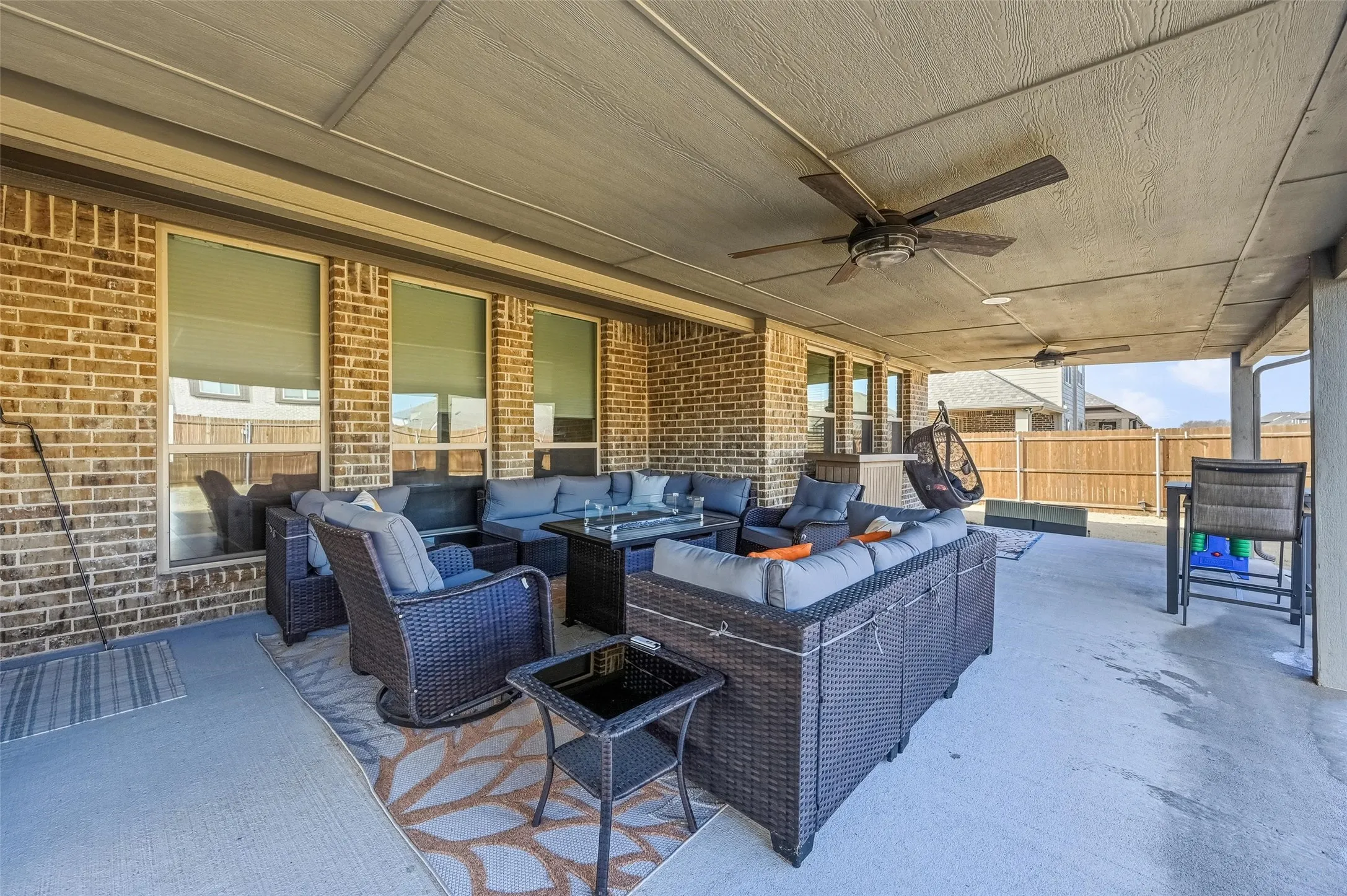 Single Family Residence For Sale in Ellis County , 129 Fire berry Drive, Glenn Heights, Texas 75154, 4 Bedroom, 2 Bathroom, 2 Garage spaces, 2,327 Sqft, built in 2023, mls#21400376, Real Estate Agent in Glenn Heights, Homes For Sale in Ellis county, Homes For Sale in Glenn Heights, Realtor in Glenn Heights Texas, Real Estate Brokerage Independent Realty Texas, Luminita Cordes Realtor