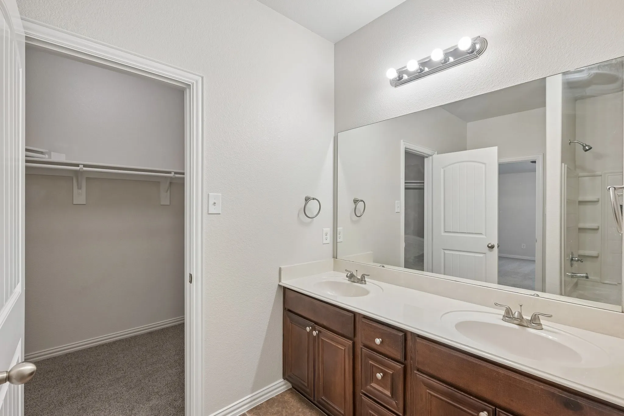 Single Family Residence For Sale in Tarrant County , 2436 Galemeadow Drive, Fort Worth, Texas 76123, 3 Bedroom, 2 Bathroom, 2 Garage spaces, 1,464 Sqft, built in 2013, mls#21396011, Real Estate Agent in Fort Worth, Homes For Sale in Tarrant county, Homes For Sale in Fort Worth, Realtor in Fort Worth Texas, Real Estate Brokerage Independent Realty Texas, Luminita Cordes Realtor