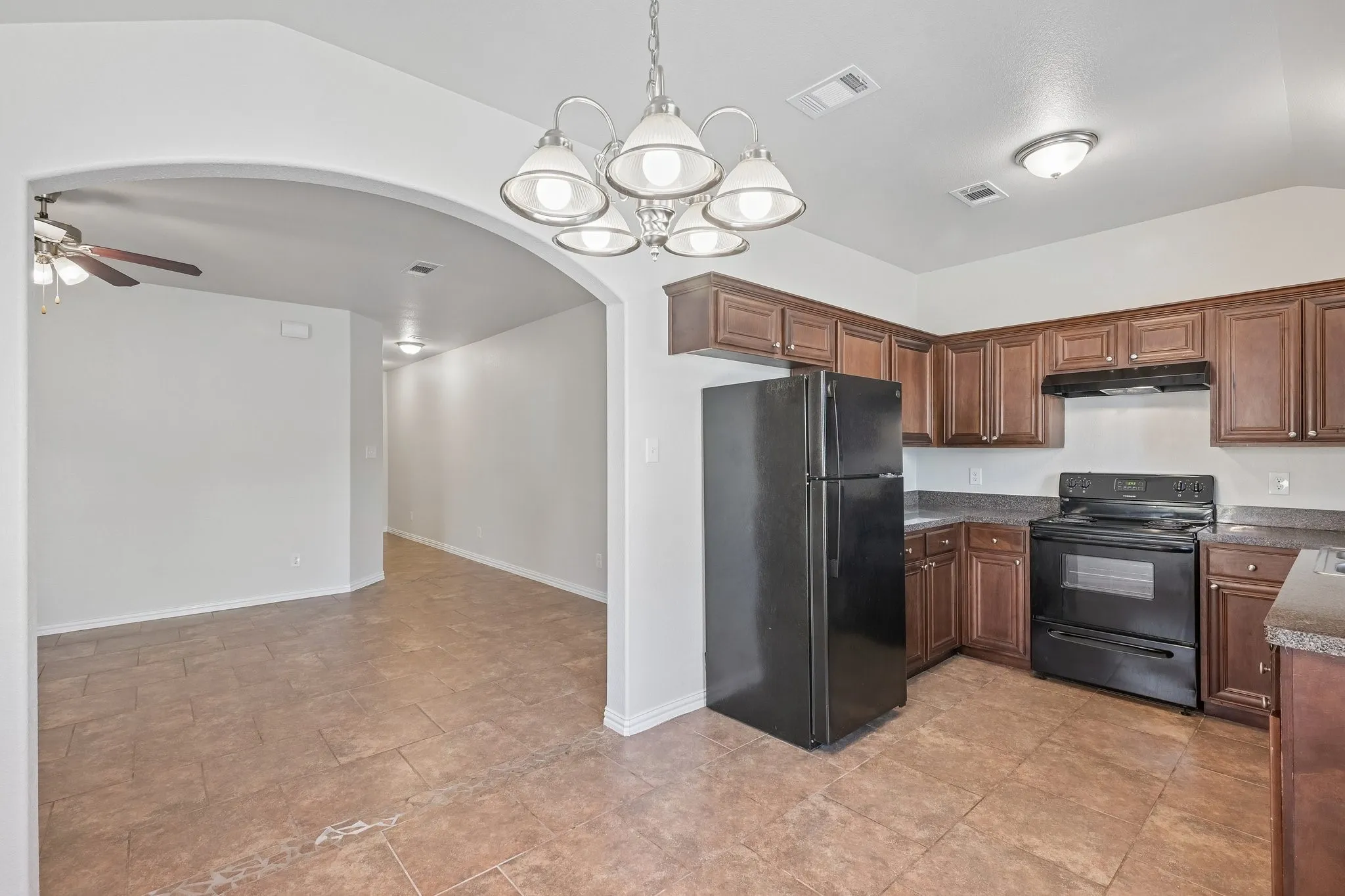 Single Family Residence For Sale in Tarrant County , 2436 Galemeadow Drive, Fort Worth, Texas 76123, 3 Bedroom, 2 Bathroom, 2 Garage spaces, 1,464 Sqft, built in 2013, mls#21396011, Real Estate Agent in Fort Worth, Homes For Sale in Tarrant county, Homes For Sale in Fort Worth, Realtor in Fort Worth Texas, Real Estate Brokerage Independent Realty Texas, Luminita Cordes Realtor