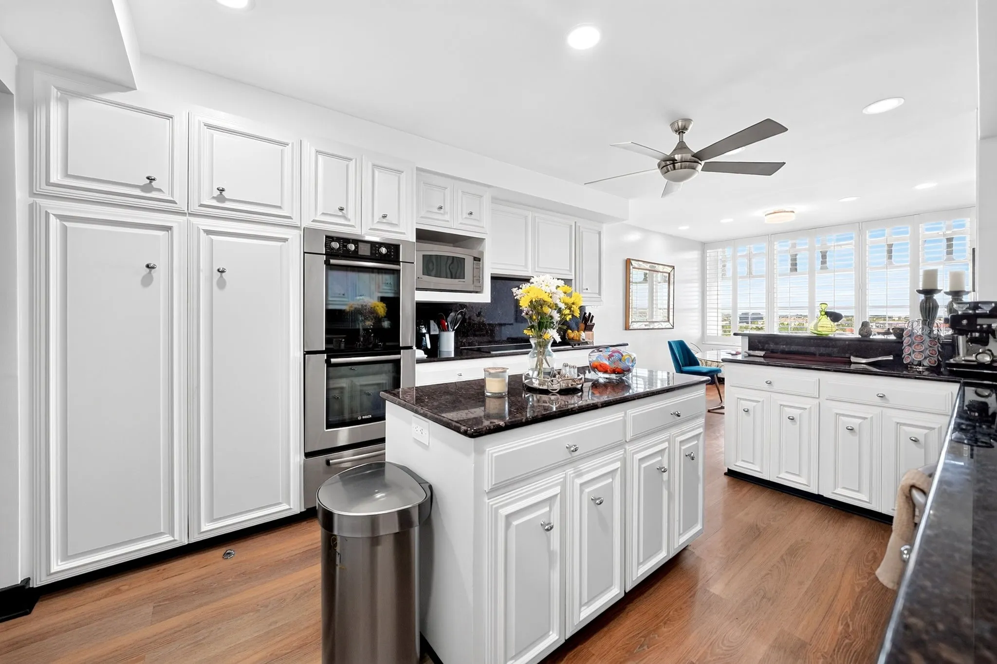 Private kitchen with separate entrance