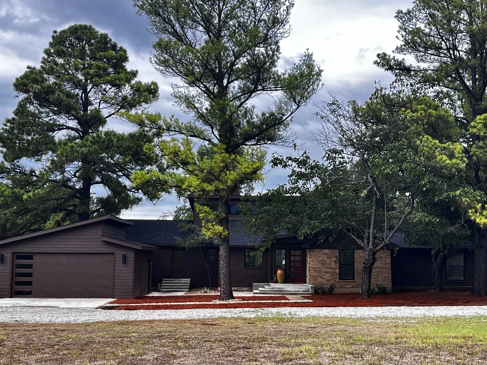Single Family Residence For Sale in Wise County , 990 County Road 4371, Decatur, Texas 76234, 4 Bedroom, 3 Bathroom, 2 Garage spaces, 2,563 Sqft, built in 1960, mls#21400139, Real Estate Agent in Decatur, Homes For Sale in Wise county, Homes For Sale in Decatur, Realtor in Decatur Texas, Real Estate Brokerage Independent Realty Texas, Luminita Cordes Realtor