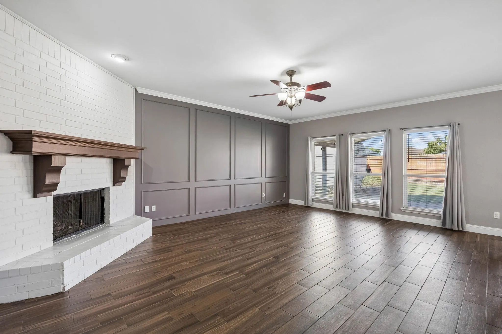 Single Family Residence For Sale in Dallas County , 2212 San Simeon Drive, Mesquite, Texas 75181, 4 Bedroom, 3 Bathroom, 2 Garage spaces, 2,628 Sqft, built in 2001, mls#21401365, Real Estate Agent in Mesquite, Homes For Sale in Dallas county, Homes For Sale in Mesquite, Realtor in Mesquite Texas, Real Estate Brokerage Independent Realty Texas, Luminita Cordes Realtor