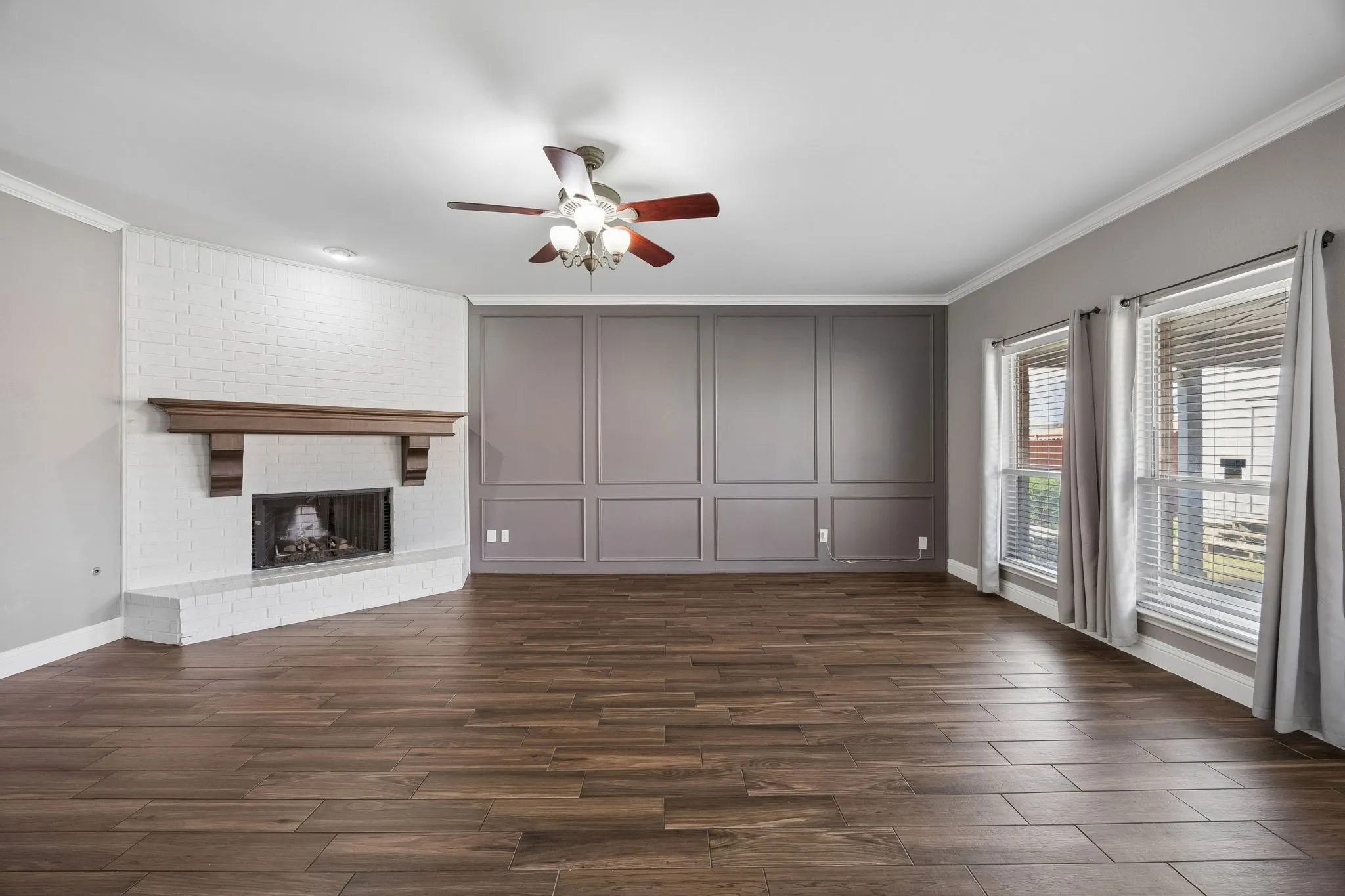 Single Family Residence For Sale in Dallas County , 2212 San Simeon Drive, Mesquite, Texas 75181, 4 Bedroom, 3 Bathroom, 2 Garage spaces, 2,628 Sqft, built in 2001, mls#21401365, Real Estate Agent in Mesquite, Homes For Sale in Dallas county, Homes For Sale in Mesquite, Realtor in Mesquite Texas, Real Estate Brokerage Independent Realty Texas, Luminita Cordes Realtor