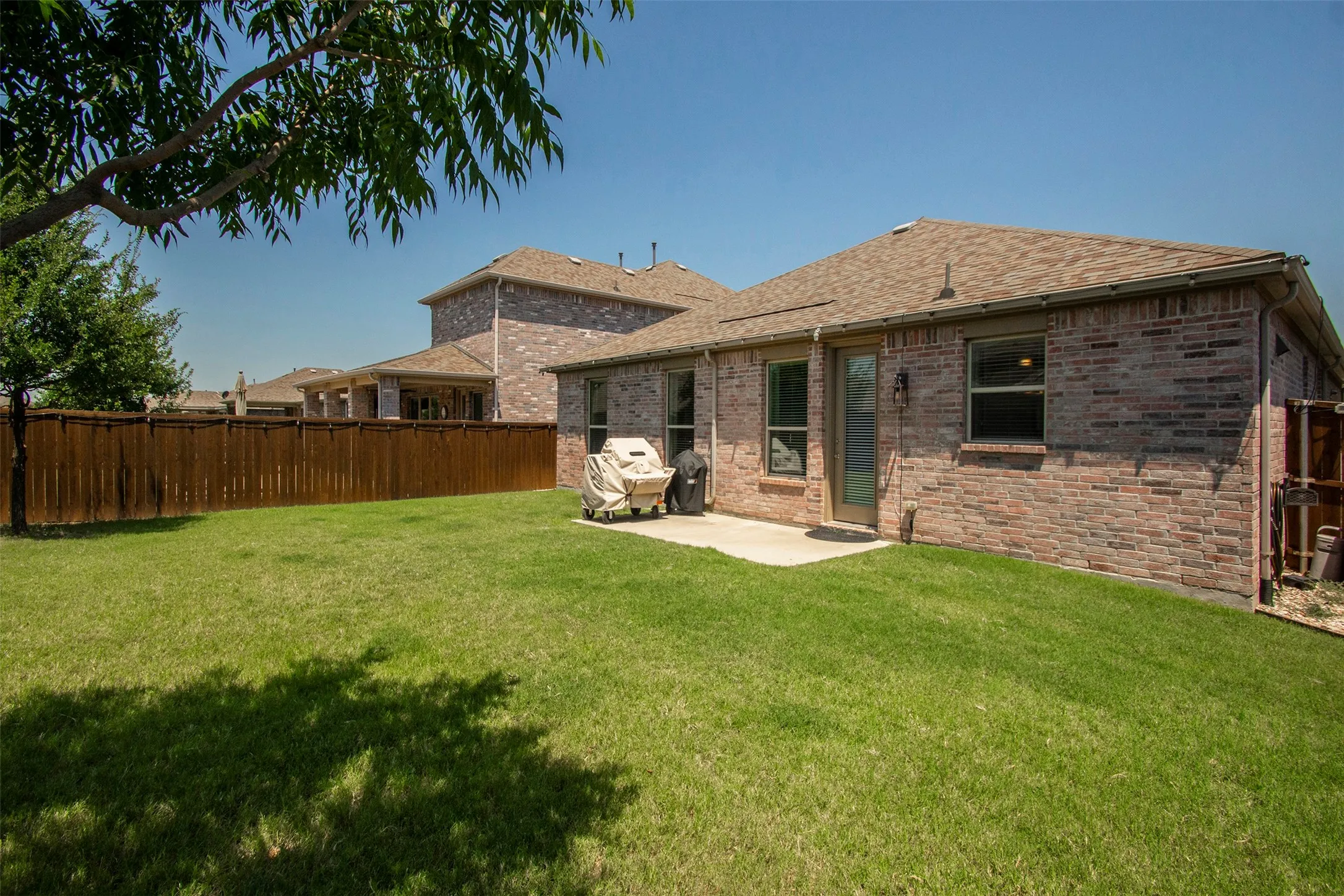 Single Family Residence For Sale in Denton County , 3428 Alamosa River Drive, Celina, Texas 75078, 4 Bedroom, 2 Bathroom, 2 Garage spaces, 1,864 Sqft, built in 2019, mls#21400826, Real Estate Agent in Celina, Homes For Sale in Denton county, Homes For Sale in Celina, Realtor in Celina Texas, Real Estate Brokerage Independent Realty Texas, Luminita Cordes Realtor