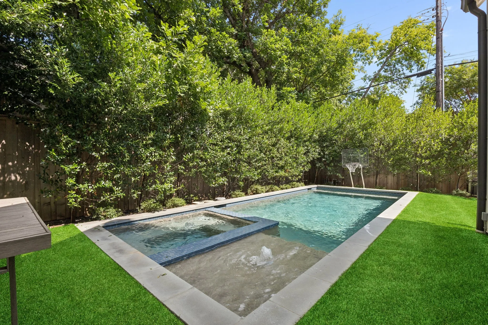 4437 Grassmere Ln - Tom Hughes Team