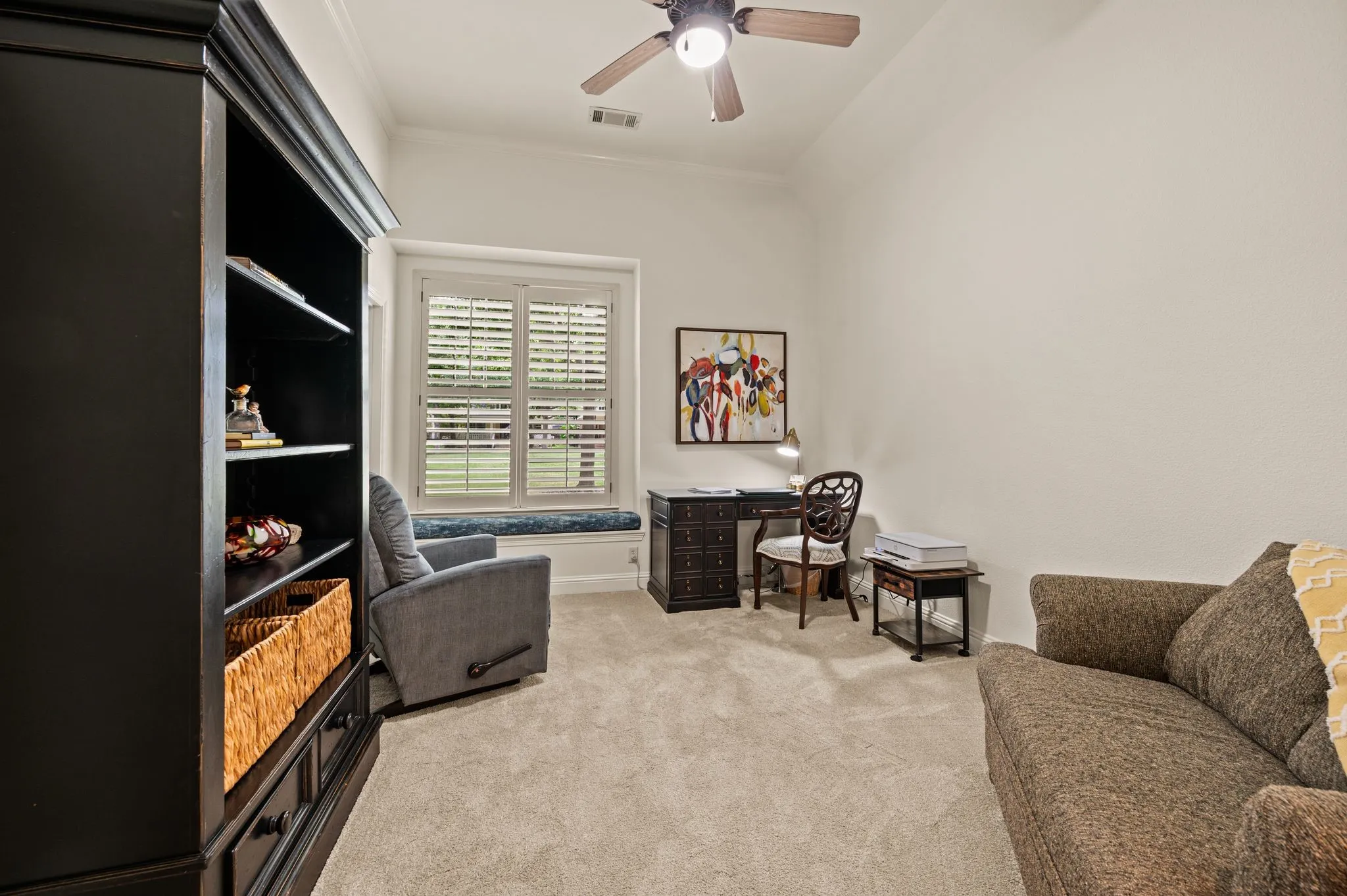 Third bedroom currently used as an office