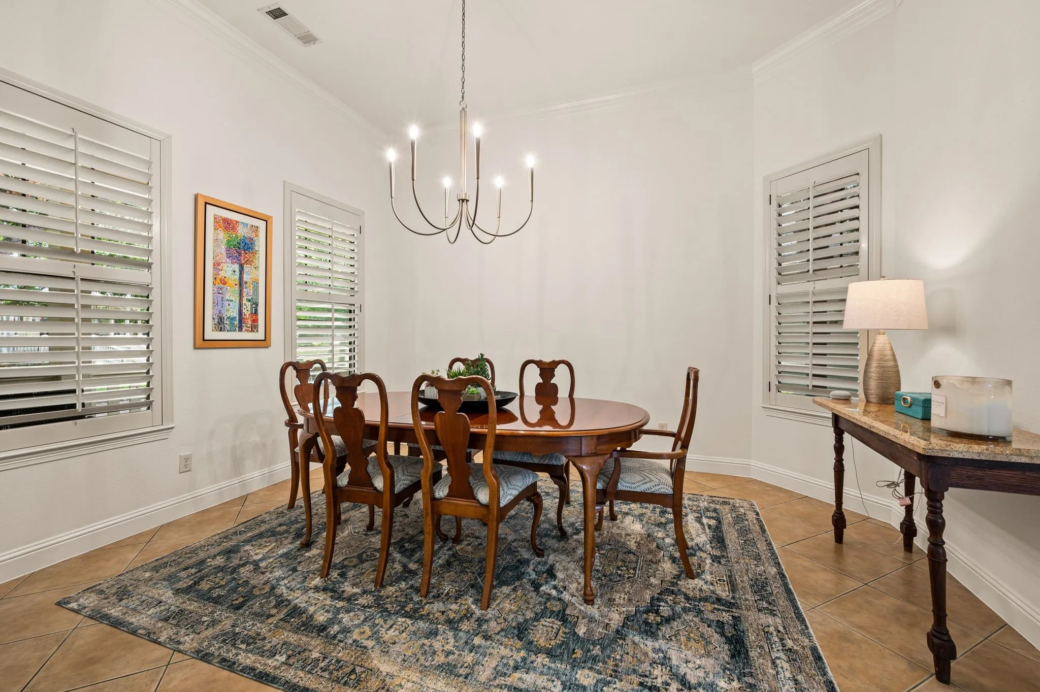 Nice size dining room