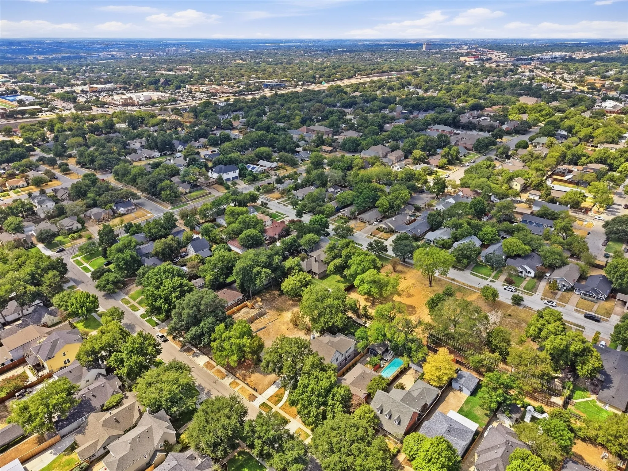 Single Family Residence For Sale in Tarrant County , 2212 Carleton Avenue, Fort Worth, Texas 76107, 5 Bedroom, 5 Bathroom, 2 Garage spaces, 3,712 Sqft, built in 2026, mls#21387879, Real Estate Agent in Fort Worth, Homes For Sale in Tarrant county, Homes For Sale in Fort Worth, Realtor in Fort Worth Texas, Real Estate Brokerage Independent Realty Texas, Luminita Cordes Realtor