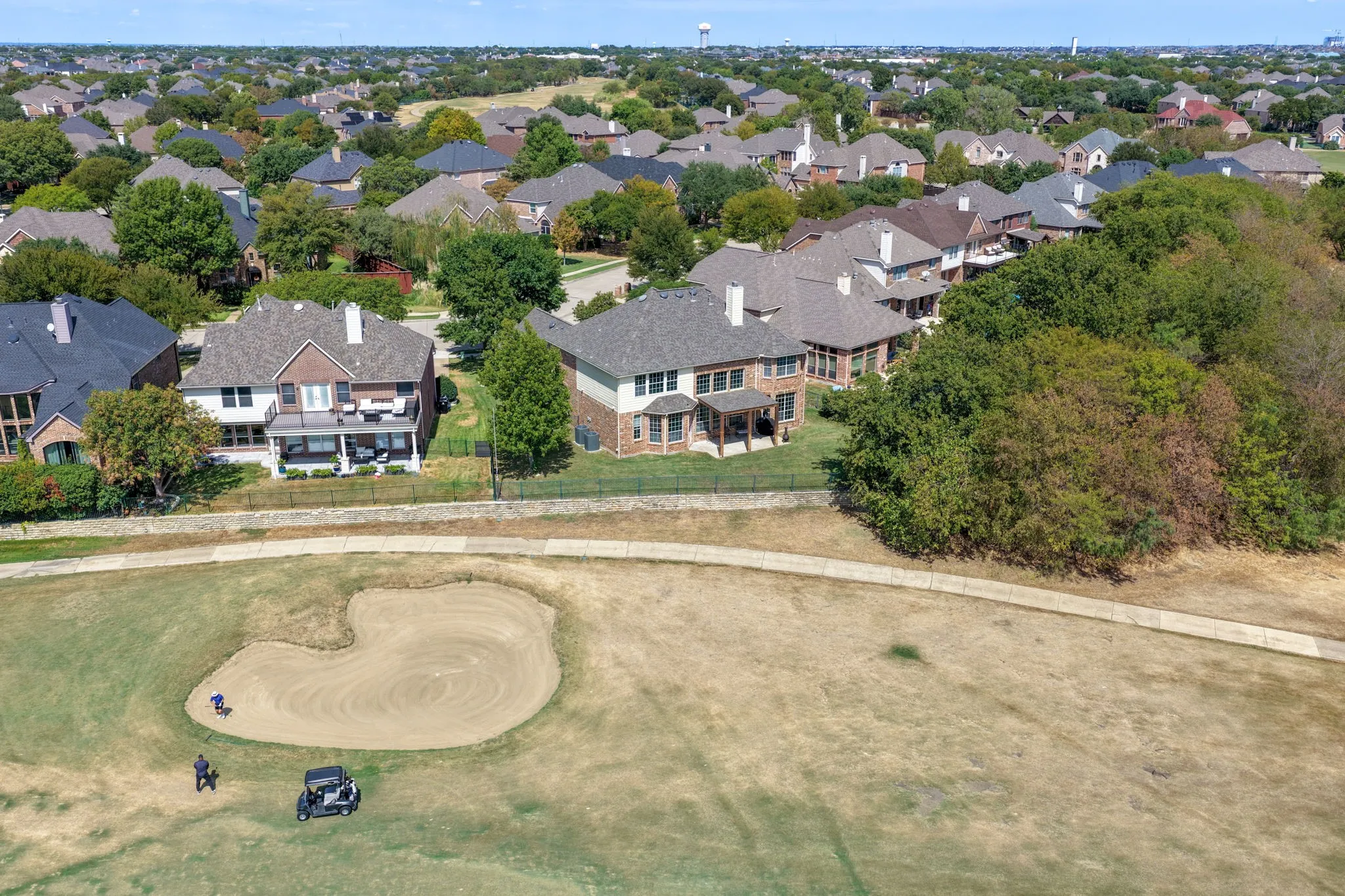 Single Family Residence For Sale in Denton County , 2671 SLEEPY HOLLOW Trail, Frisco, Texas 75034, 4 Bedroom, 4 Bathroom, 3 Garage spaces, 3,470 Sqft, built in 2003, mls#21400053, Real Estate Agent in Frisco, Homes For Sale in Denton county, Homes For Sale in Frisco, Realtor in Frisco Texas, Real Estate Brokerage Independent Realty Texas, Luminita Cordes Realtor