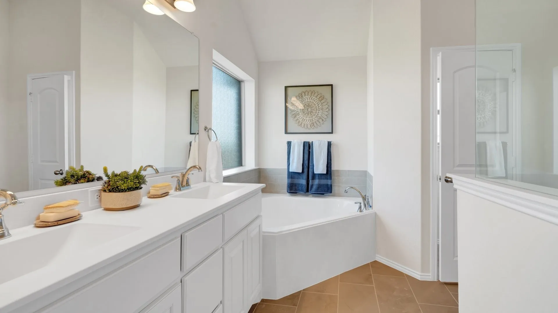 Silo Mills-Select Model-Concept 2186-Primary Bathroom2