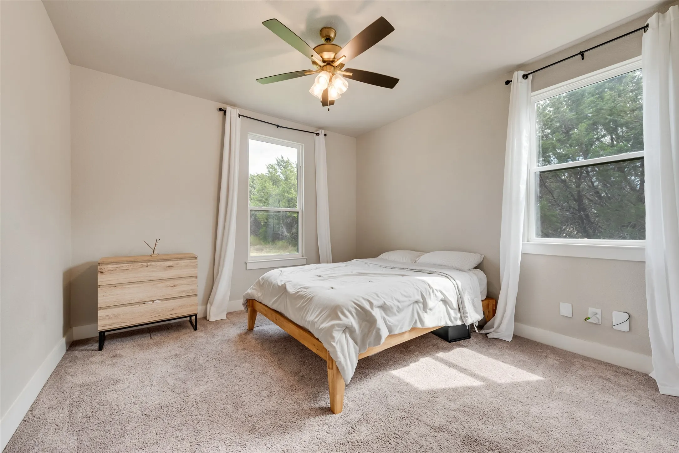 Single Family Residence For Sale in Parker County , 301 Sharla Smelley Road, Weatherford, Texas 76088, 4 Bedroom, 3 Bathroom, 2 Garage spaces, 2,476 Sqft, built in 2022, mls#21400992, Real Estate Agent in Weatherford, Homes For Sale in Parker county, Homes For Sale in Weatherford, Realtor in Weatherford Texas, Real Estate Brokerage Independent Realty Texas, Luminita Cordes Realtor