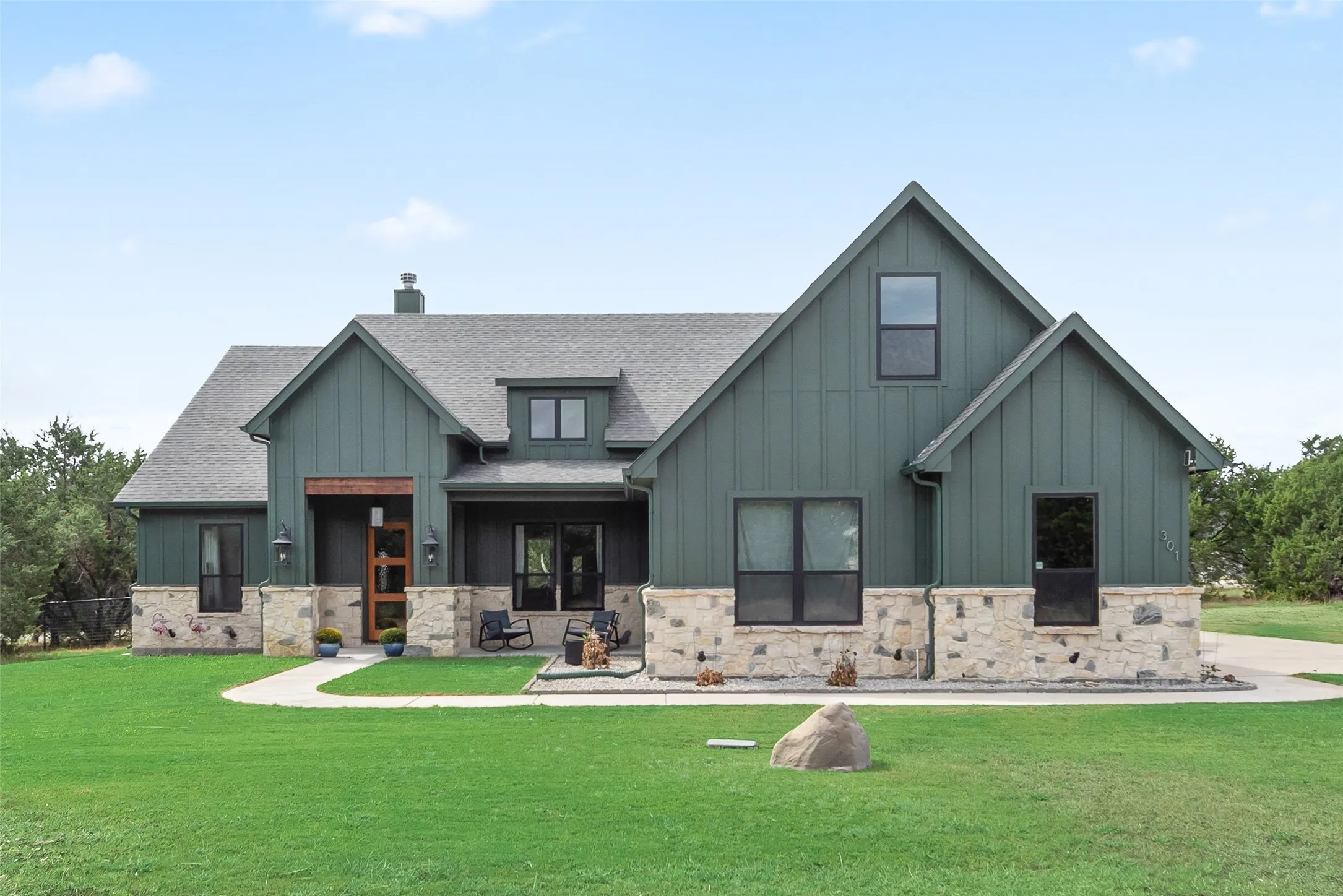Single Family Residence For Sale in Parker County , 301 Sharla Smelley Road, Weatherford, Texas 76088, 4 Bedroom, 3 Bathroom, 2 Garage spaces, 2,476 Sqft, built in 2022, mls#21400992, Real Estate Agent in Weatherford, Homes For Sale in Parker county, Homes For Sale in Weatherford, Realtor in Weatherford Texas, Real Estate Brokerage Independent Realty Texas, Luminita Cordes Realtor