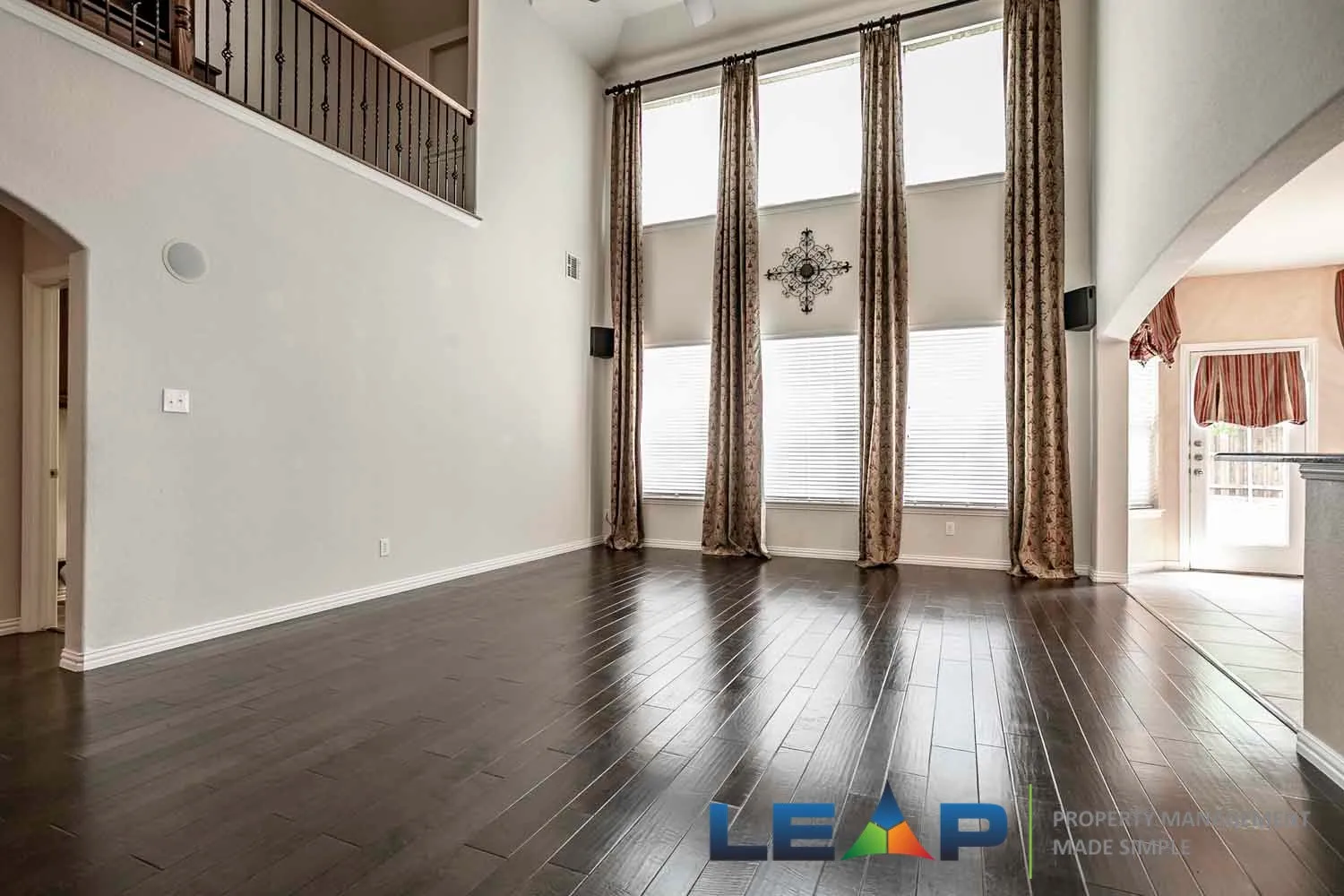Single Family Residence For Rent in Denton County , 11178 Monarch Drive, Frisco, Texas 75033, 5 Bedroom, 3 Bathroom, 2 Garage spaces, 3,589 Sqft, built in 2005, mls#21401602, Real Estate Agent in Frisco, Homes For Rent in Denton county, Homes For Rent in Frisco, Realtor in Frisco Texas, Real Estate Brokerage Independent Realty Texas, Luminita Cordes Realtor