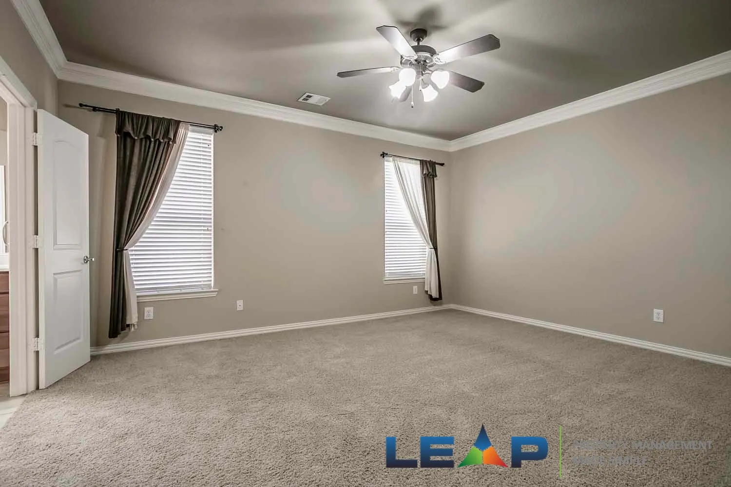 Single Family Residence For Rent in Denton County , 11178 Monarch Drive, Frisco, Texas 75033, 5 Bedroom, 3 Bathroom, 2 Garage spaces, 3,589 Sqft, built in 2005, mls#21401602, Real Estate Agent in Frisco, Homes For Rent in Denton county, Homes For Rent in Frisco, Realtor in Frisco Texas, Real Estate Brokerage Independent Realty Texas, Luminita Cordes Realtor