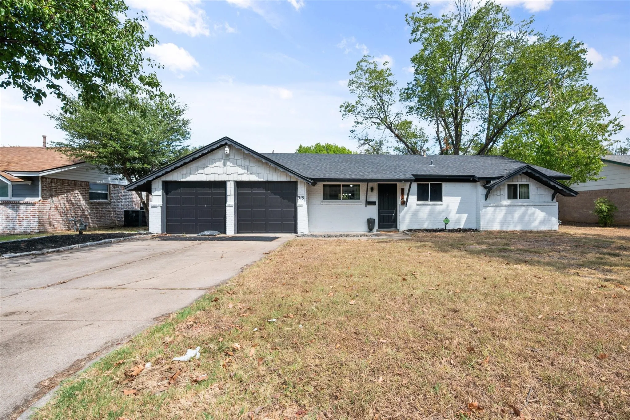 Single Family Residence For Sale in Johnson County , 316 Wintercrest Road, Burleson, Texas 76028, 3 Bedroom, 2 Bathroom, 2 Garage spaces, 1,434 Sqft, built in 1964, mls#21401614, Real Estate Agent in Burleson, Homes For Sale in Johnson county, Homes For Sale in Burleson, Realtor in Burleson Texas, Real Estate Brokerage Independent Realty Texas, Luminita Cordes Realtor
