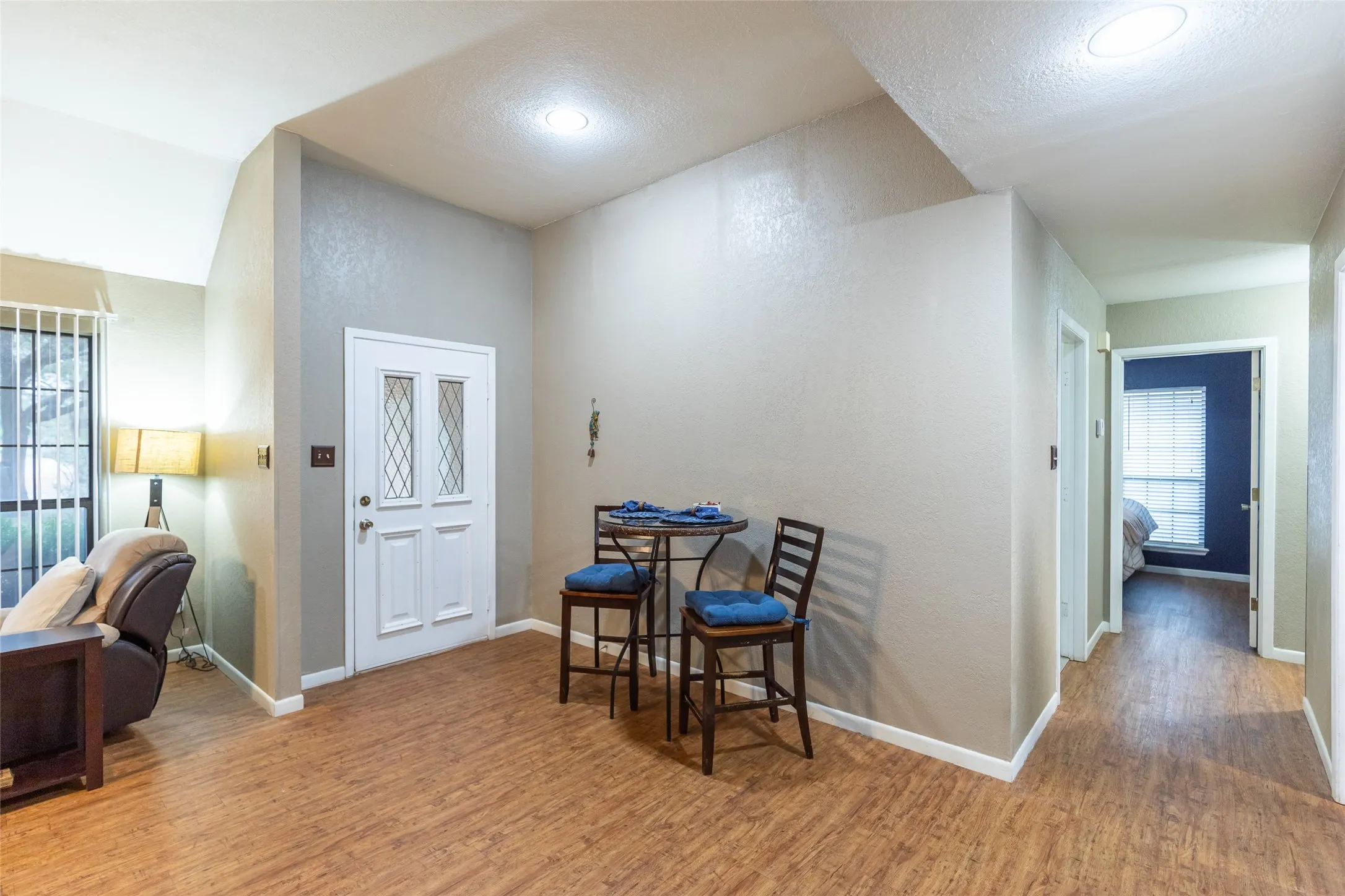 Single Family Residence For Sale in Taylor County , 3166 Constitution Avenue, Abilene, Texas 79601, 3 Bedroom, 2 Bathroom, 2 Garage spaces, 1,548 Sqft, built in 1986, mls#21401509, Real Estate Agent in Abilene, Homes For Sale in Taylor county, Homes For Sale in Abilene, Realtor in Abilene Texas, Real Estate Brokerage Independent Realty Texas, Luminita Cordes Realtor