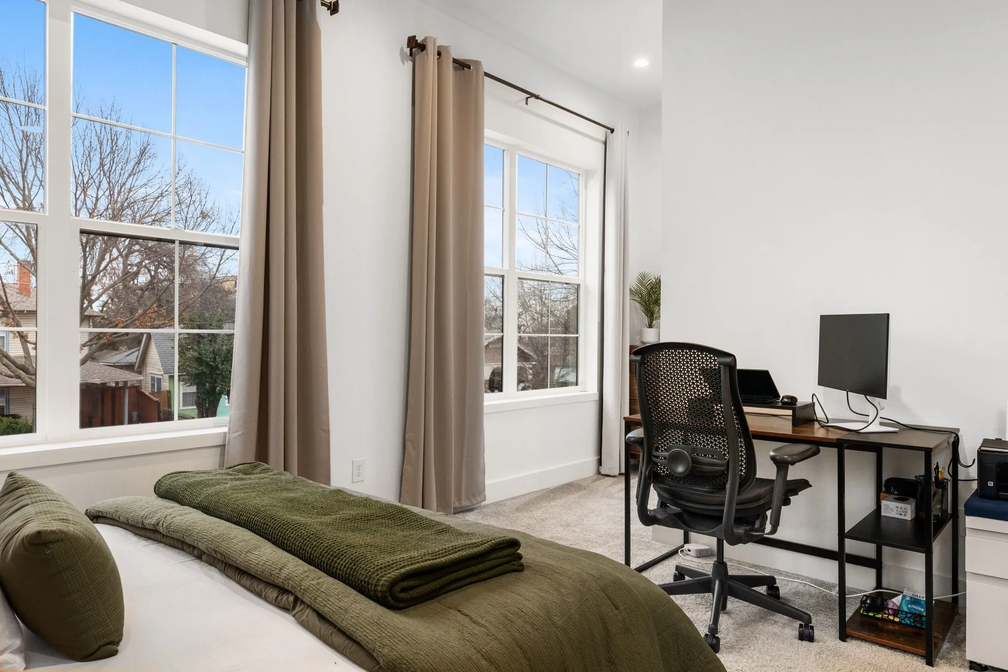 Single Family Residence For Sale in Dallas County , 1101 Martinique Avenue, Dallas, Texas 75223, 3 Bedroom, 3 Bathroom, 2 Garage spaces, 2,151 Sqft, built in 2023, mls#21401599, Real Estate Agent in Dallas, Homes For Sale in Dallas county, Homes For Sale in Dallas, Realtor in Dallas Texas, Real Estate Brokerage Independent Realty Texas, Luminita Cordes Realtor