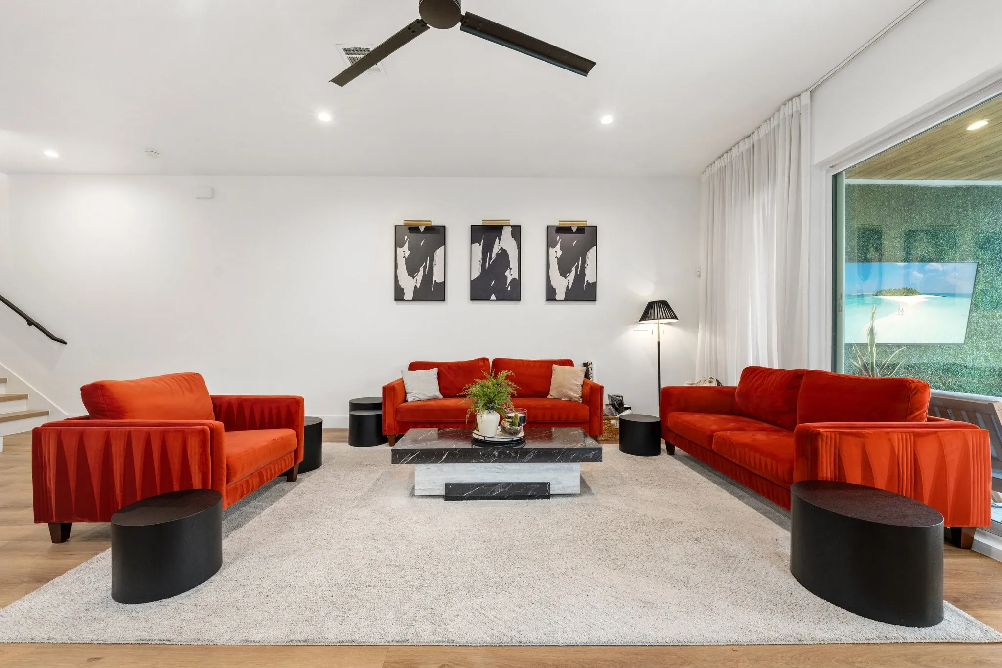 Single Family Residence For Sale in Dallas County , 1101 Martinique Avenue, Dallas, Texas 75223, 3 Bedroom, 3 Bathroom, 2 Garage spaces, 2,151 Sqft, built in 2023, mls#21401599, Real Estate Agent in Dallas, Homes For Sale in Dallas county, Homes For Sale in Dallas, Realtor in Dallas Texas, Real Estate Brokerage Independent Realty Texas, Luminita Cordes Realtor
